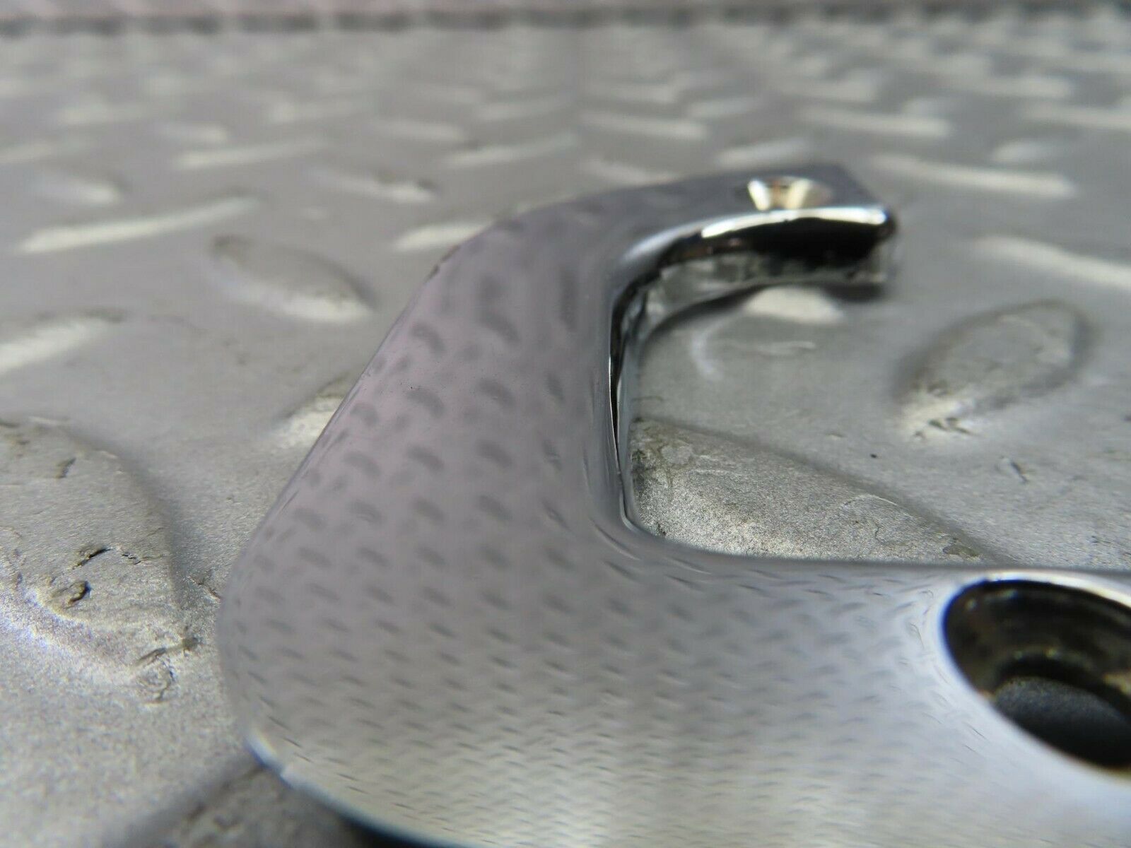 9052 Mercedes-Benz W115 Right Interior Chrome Door Latch Trim