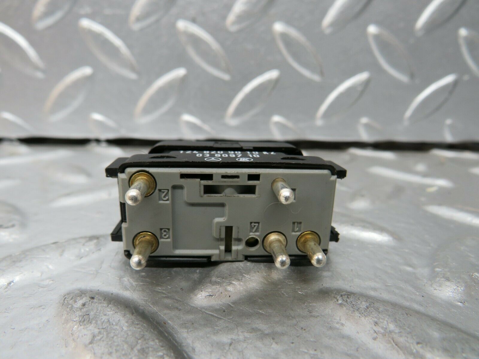 24285 Mercedes-Benz S124 220TE Electric Window Switch Right Side 1248209010