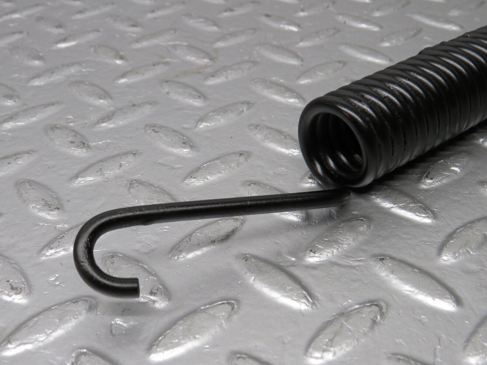 40546 Mercedes-Benz W123 300D Bonnet Hinge Spring