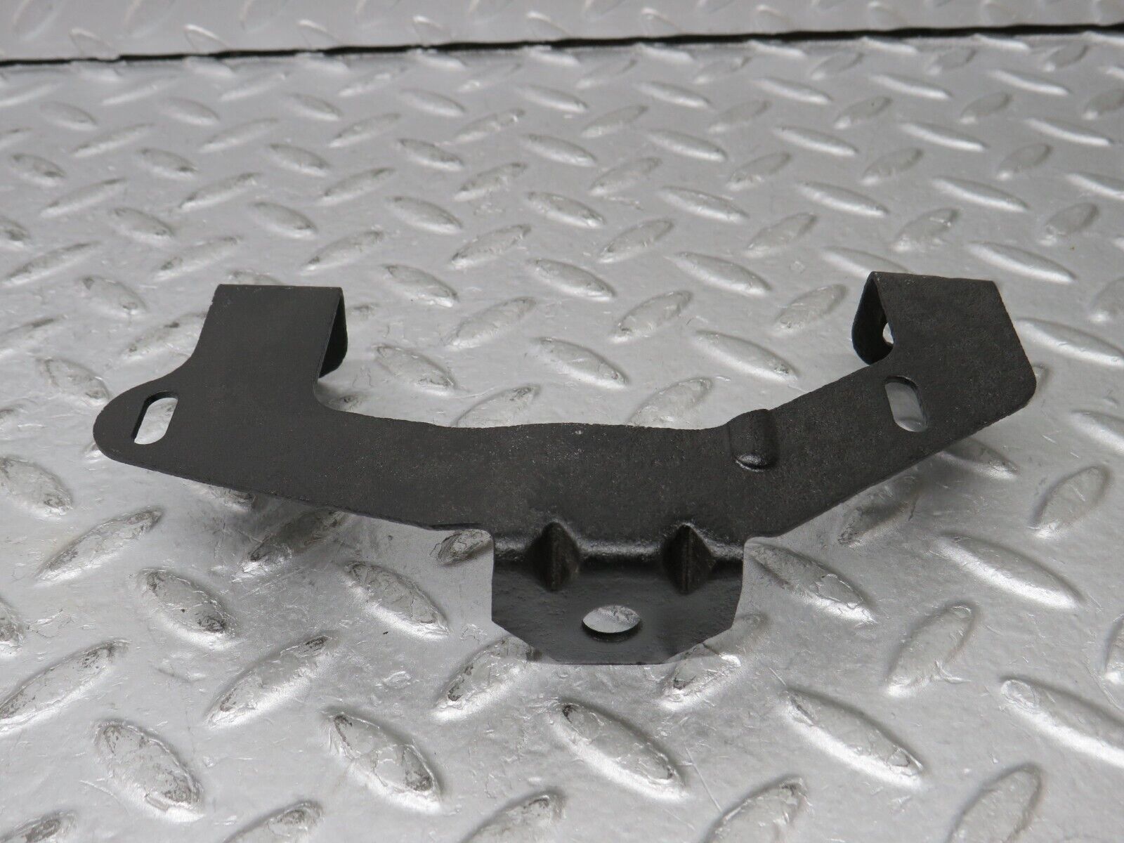 36339 Mercedes-Benz W126 420SE Headlight Wiper Motor Bracket