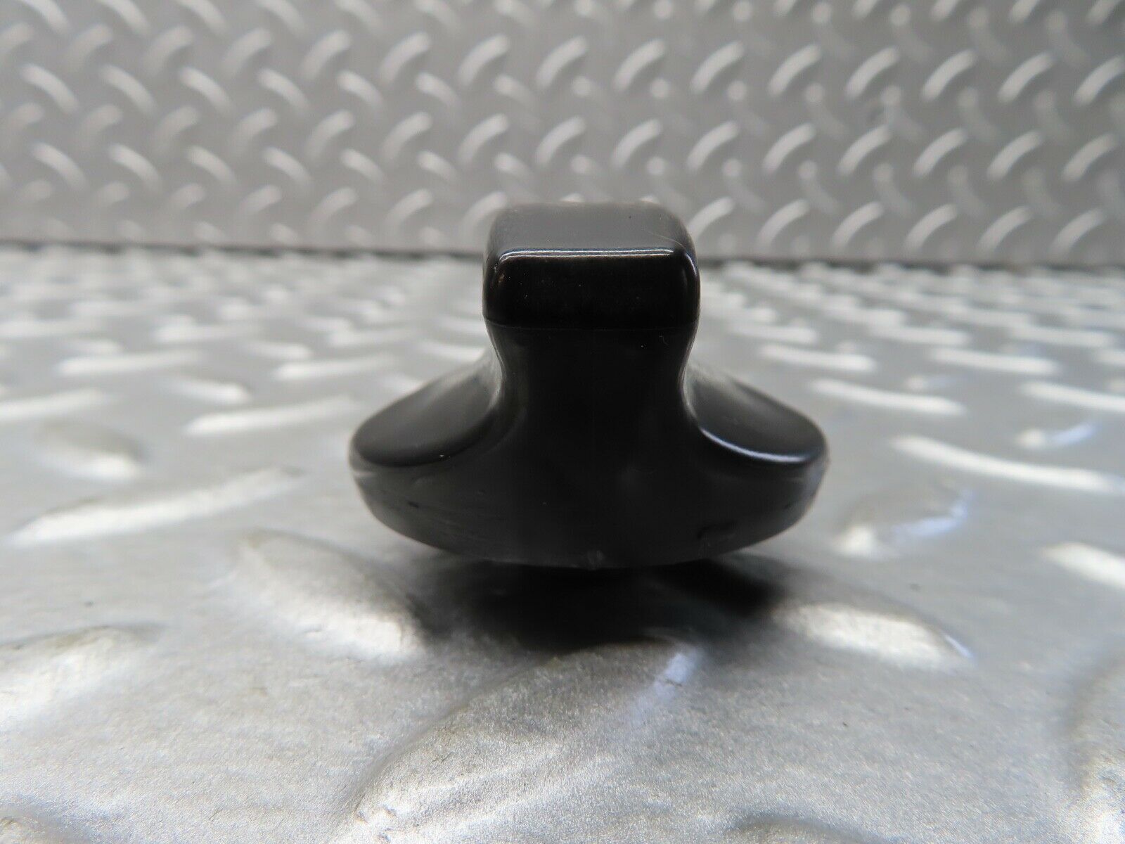 19212 Mercedes-Benz W123 300D Heater Control Knob Set