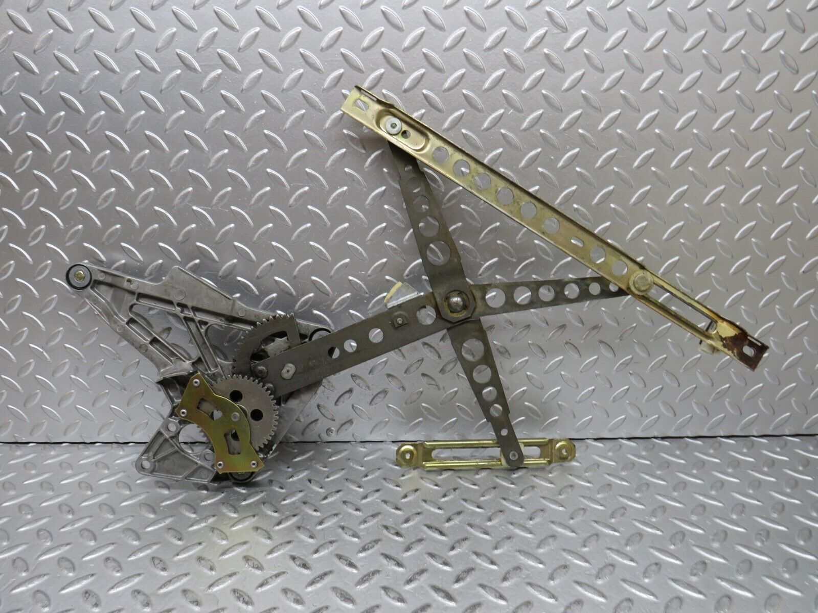 28711 Mercedes-Benz W123 230E Front Right Power Window Regulator 1237202846