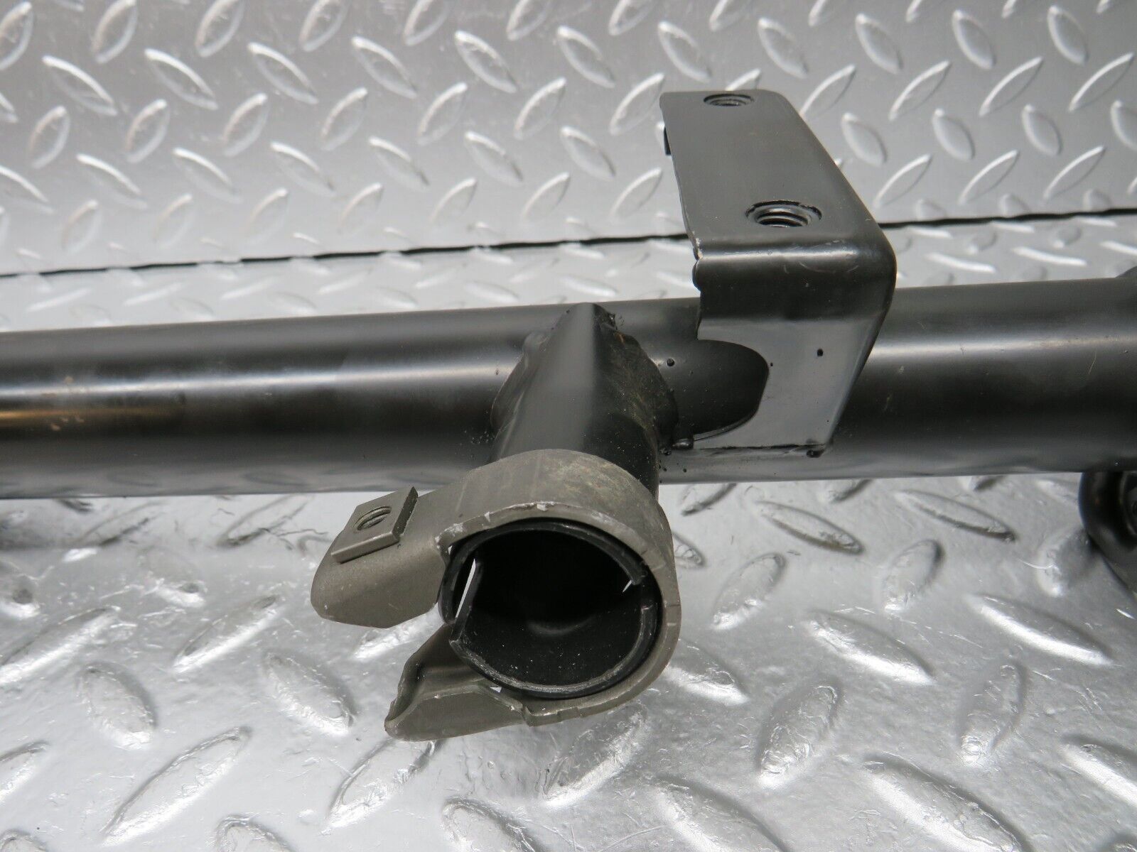 30432 Mercedes-Benz W124 230E Steering Column