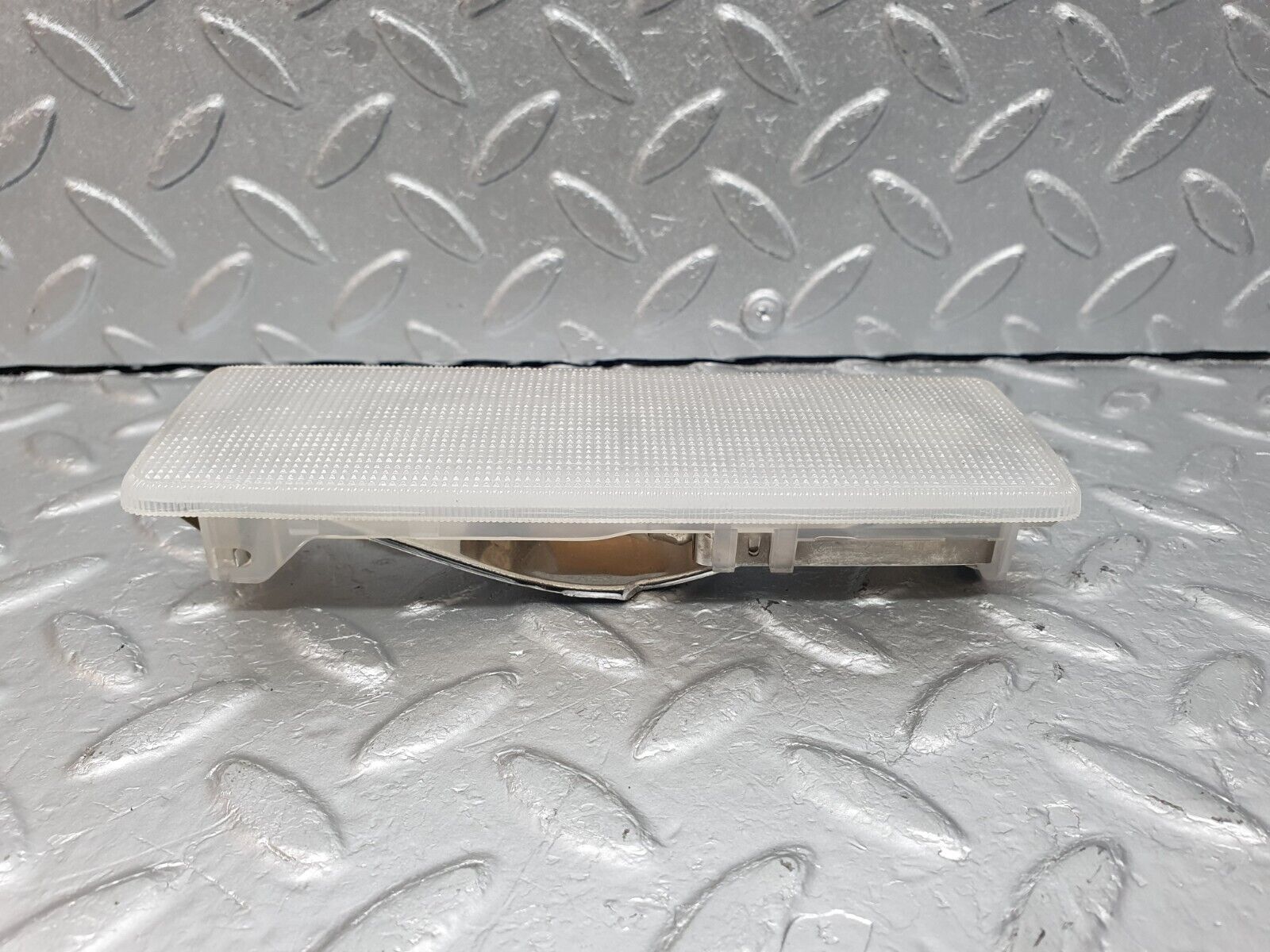 40892 Mercedes-Benz W126 300SE Rear Dome Light 1268200101