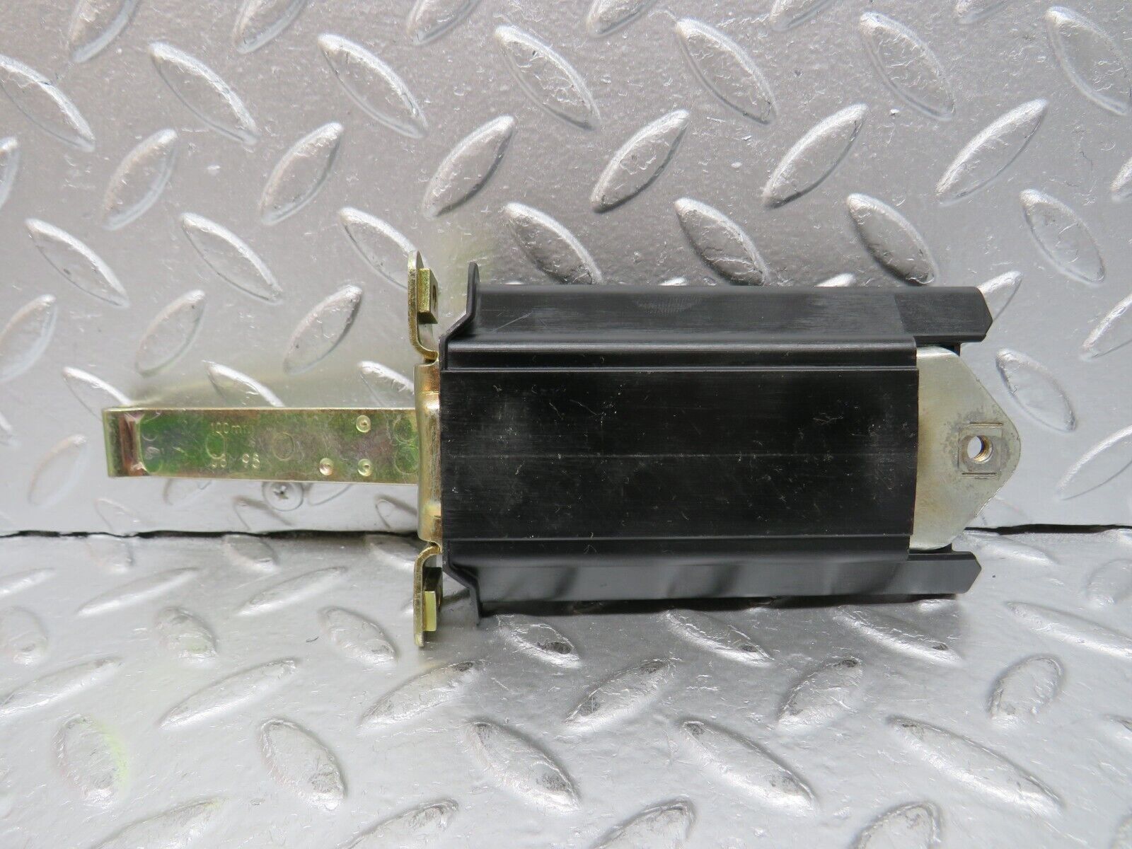 32441 Mercedes-Benz S124 300TE Wagon Door Safety Check Strap