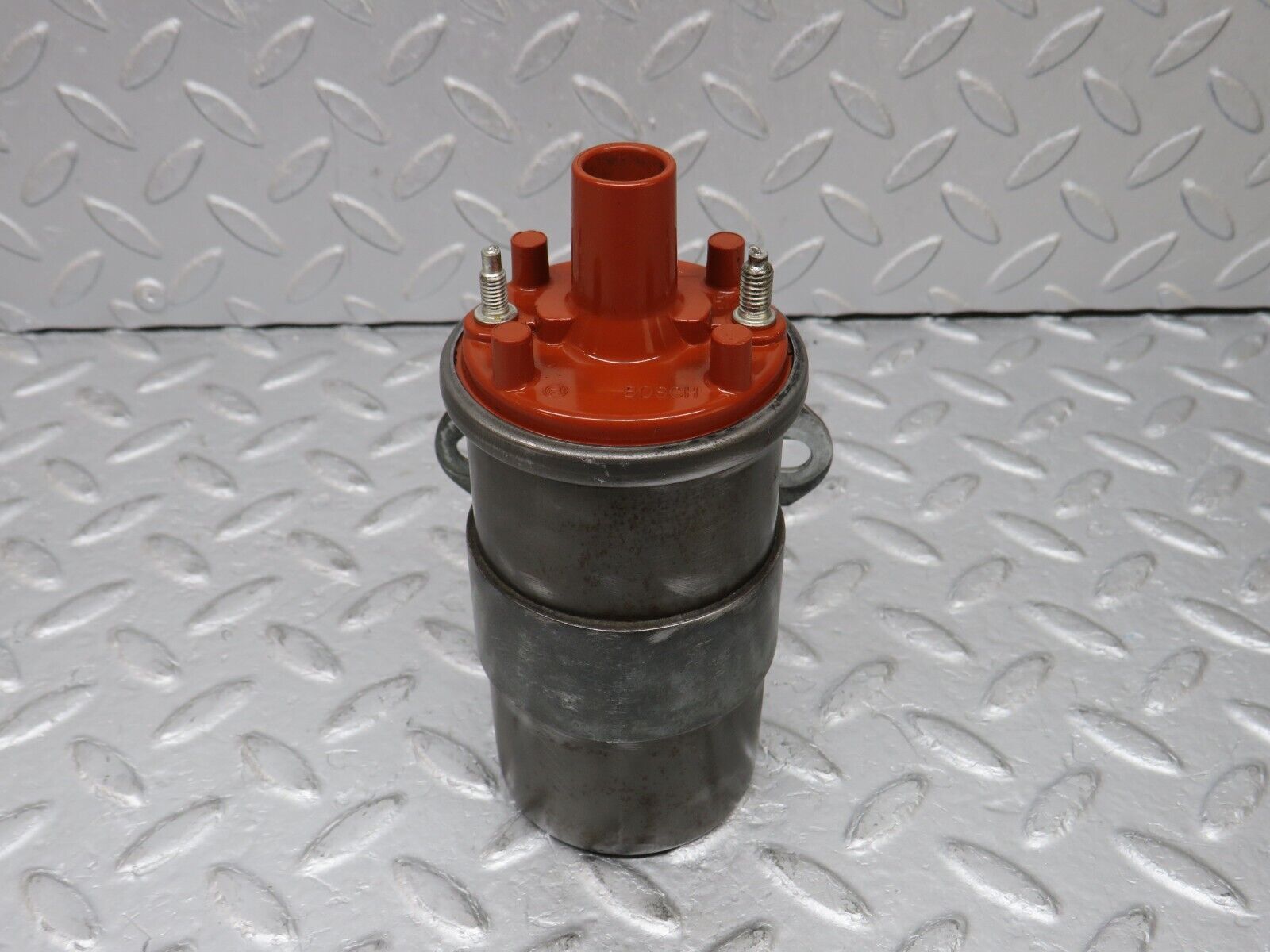 36647 Mercedes-Benz W201 190E 2.0L Ignition Coil Bosch 0001584003 0221118307