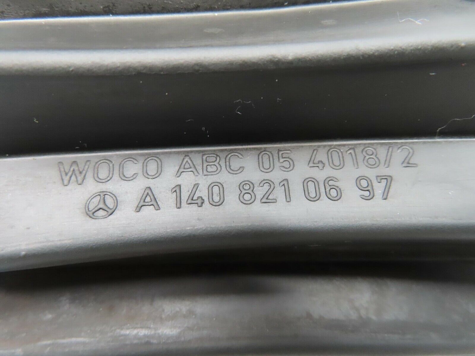 15178 Mercedes-Benz W140 S320 Door Wire Protector Rubber 1408210697