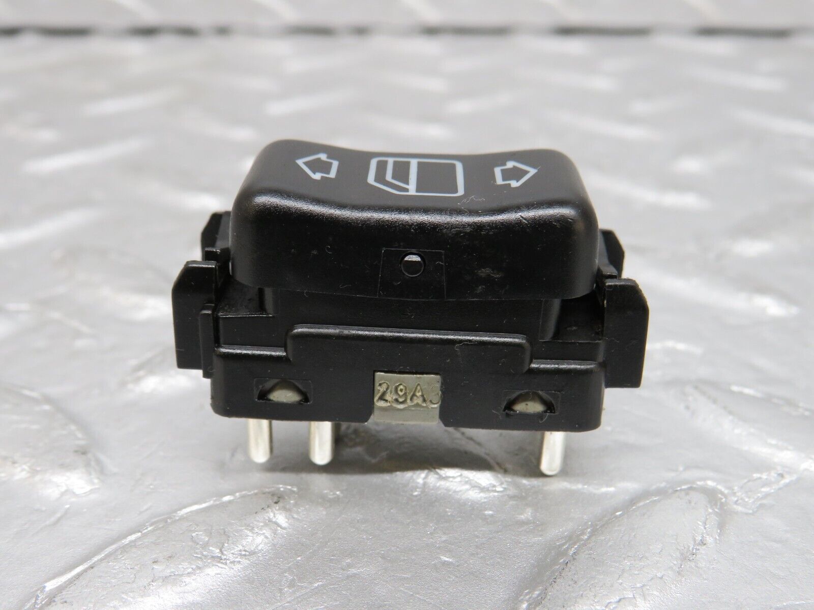 38086 Mercedes-Benz A124 320E Electric Window Switch Left Side 1248209310