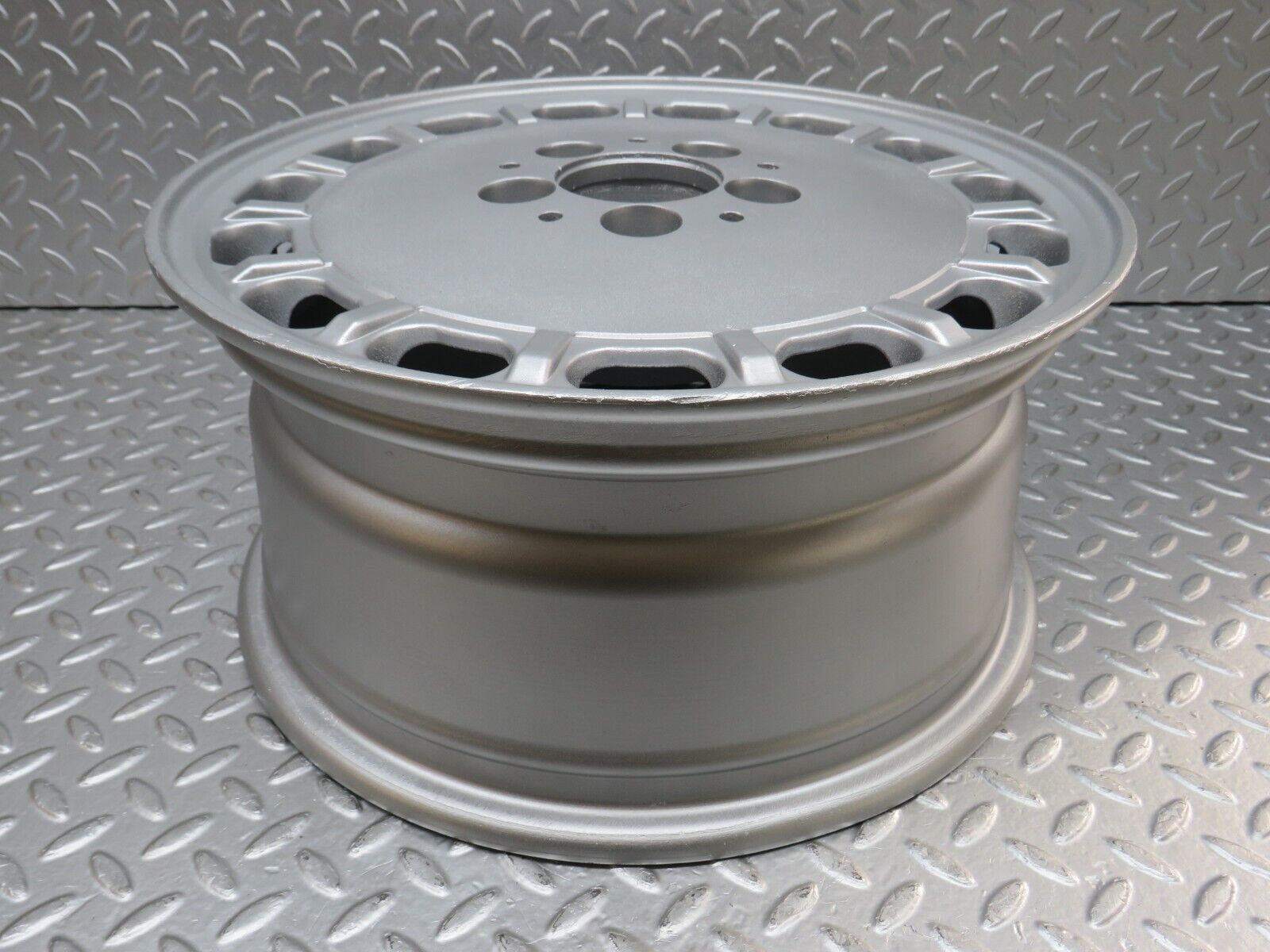 34251 Mercedes-Benz Alloy Wheel 7Jx15H2 ET37