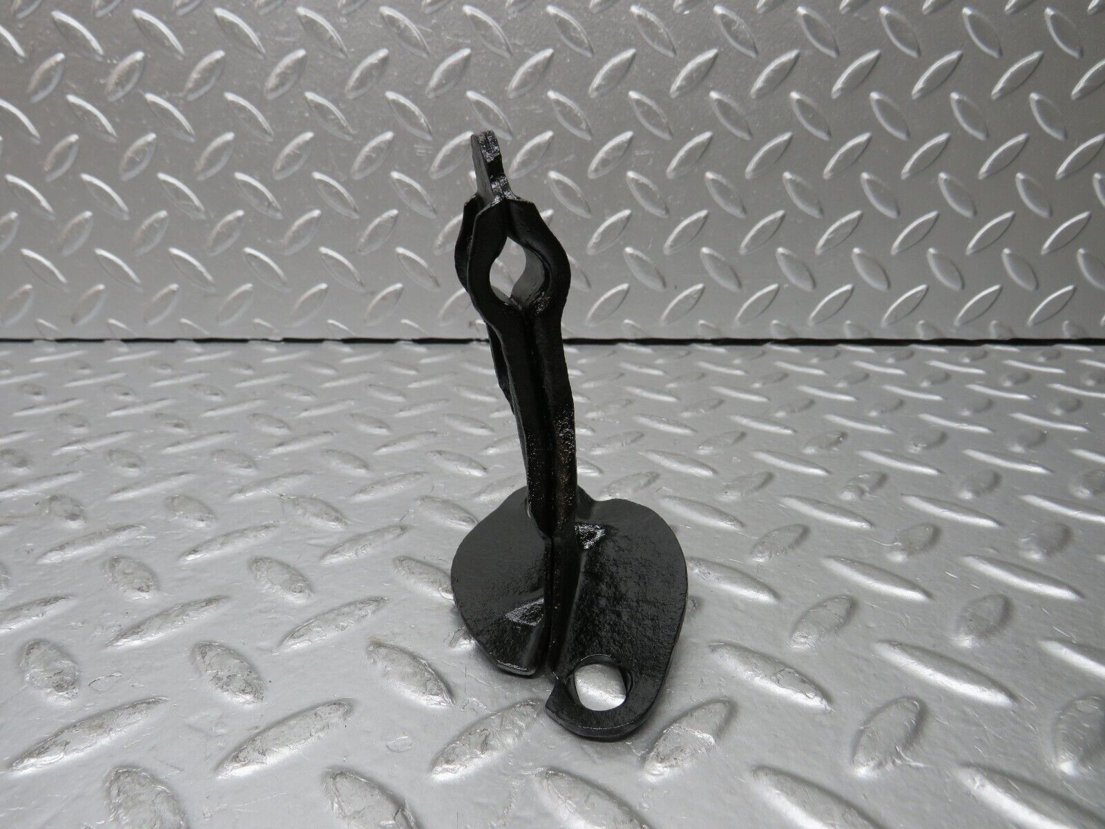 30140 Porsche 924 Front Bumper Bracket Left