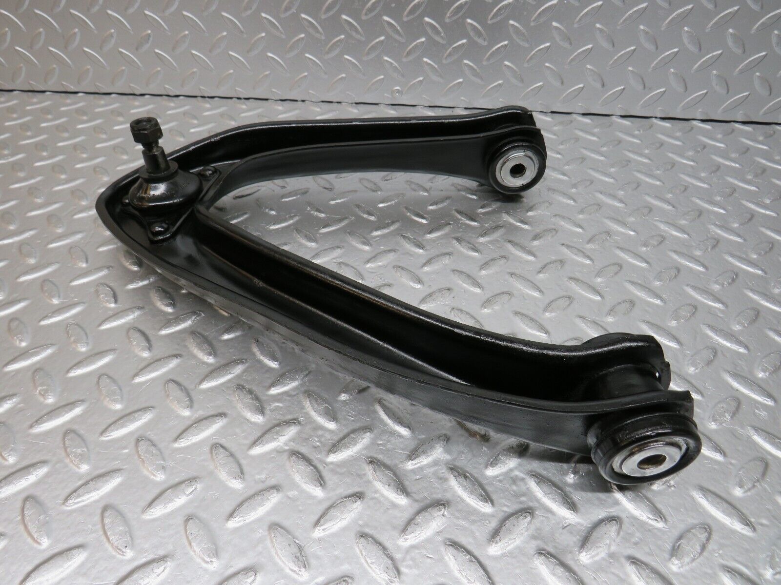 0813 Mercedes-Benz C107 350SLC Coupe Upper Control Arm Front Left