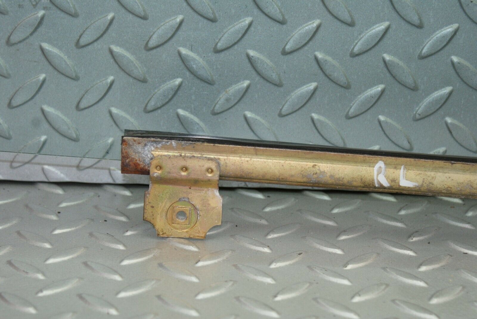 2601 Mercedes-Benz W116 350SE Rear Left Door Glass