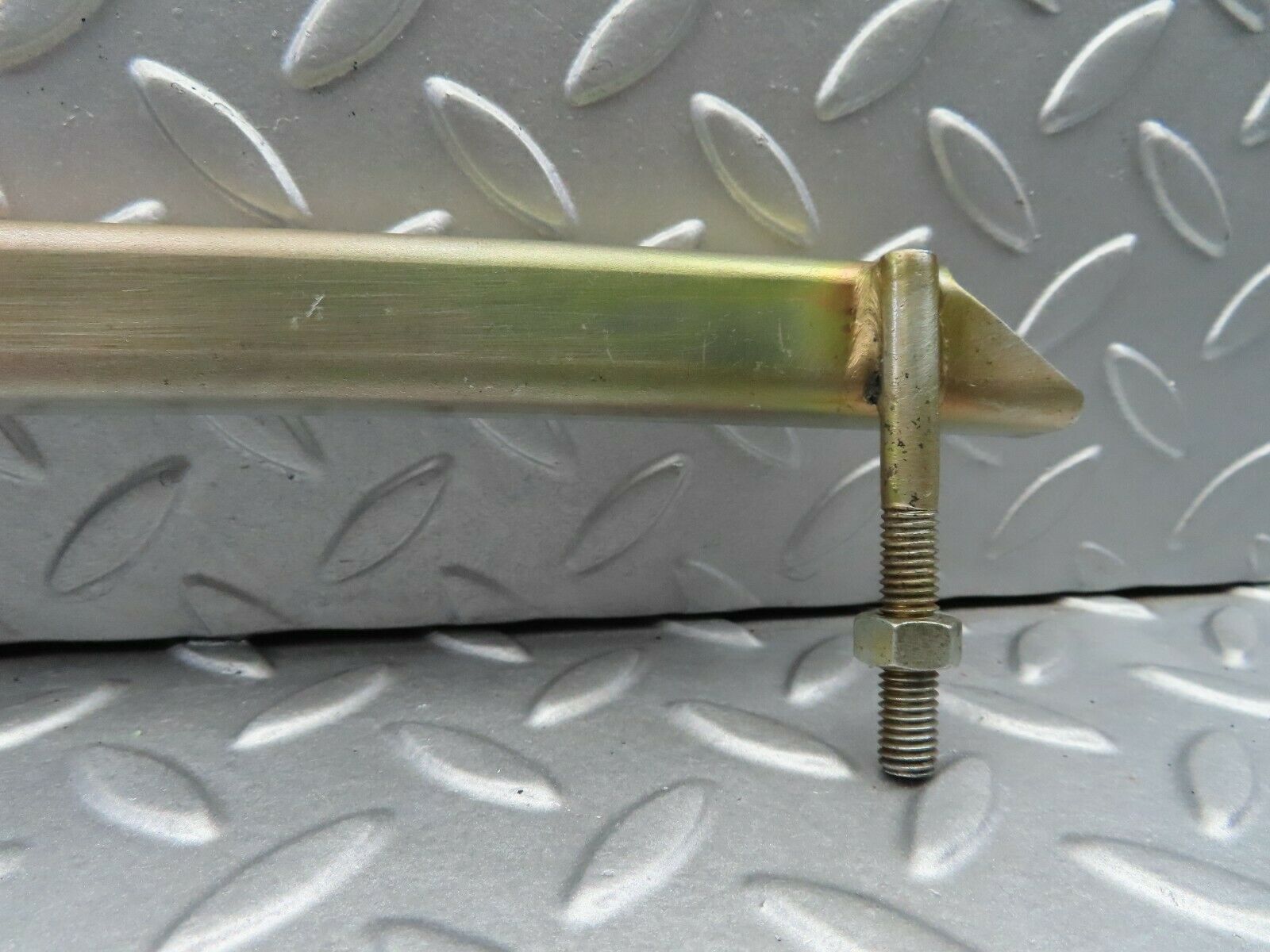 6837 Mercedes-Benz C107 350SLC Coupe Front Left Window Channel