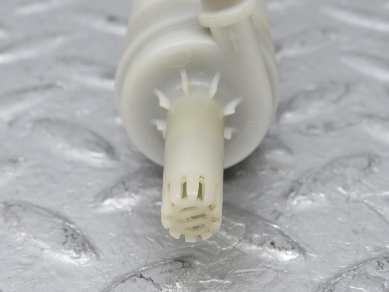 34744 Mercedes-Benz W210 320E Headlight Washer Pump Hella