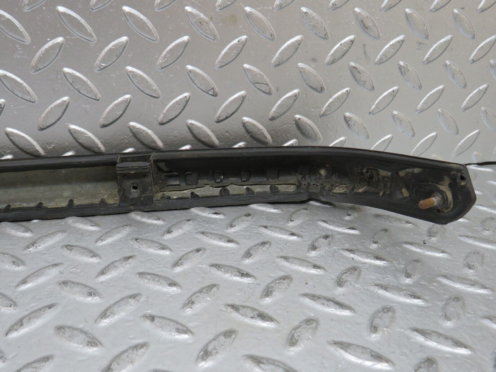 28064 Mercedes-Benz W123 280E Tail Light Moulding Trim Right Side