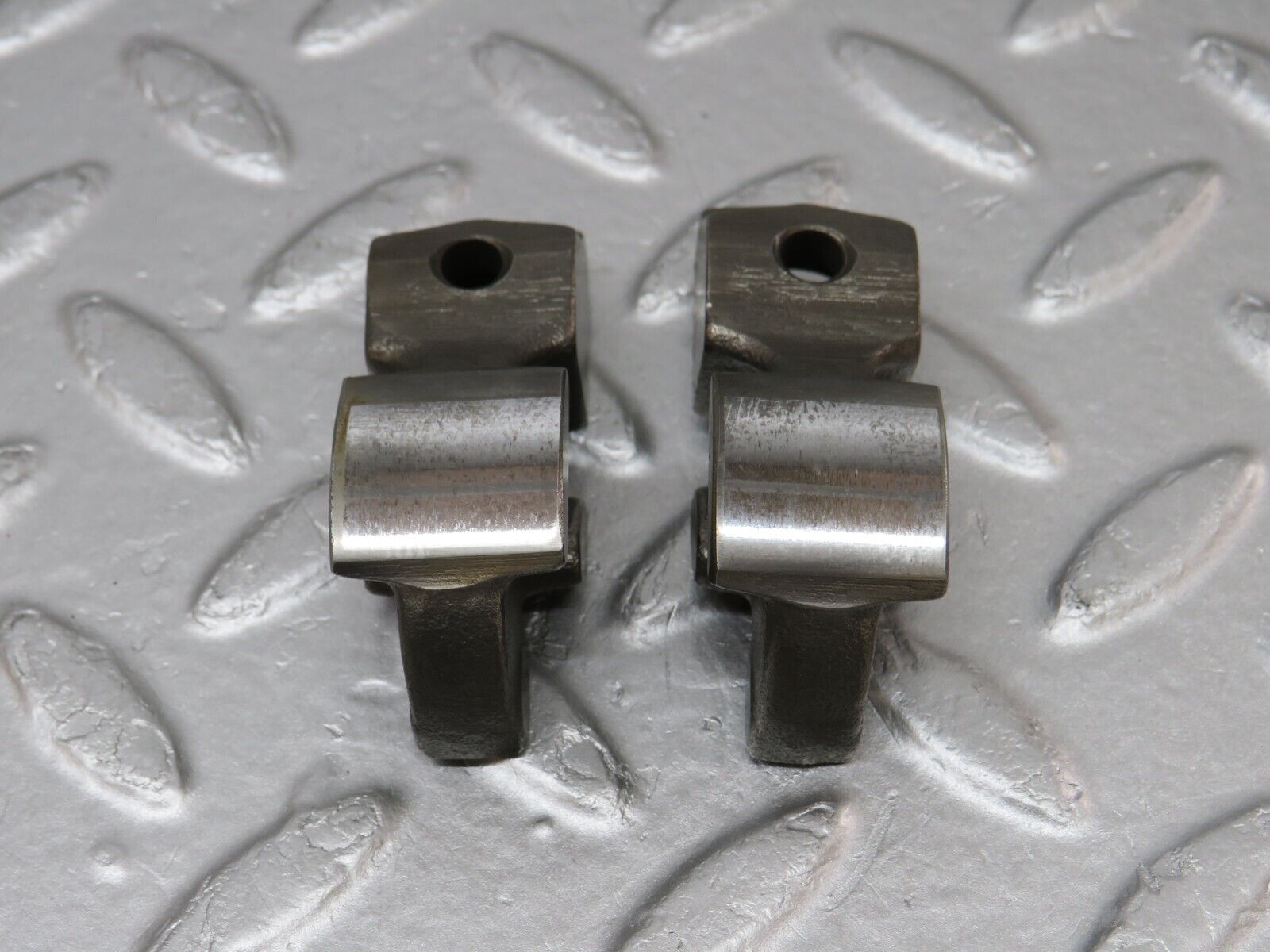 34560 Mercedes-Benz C126 380SEC Coupe Rocker Arm With Valve Tappet