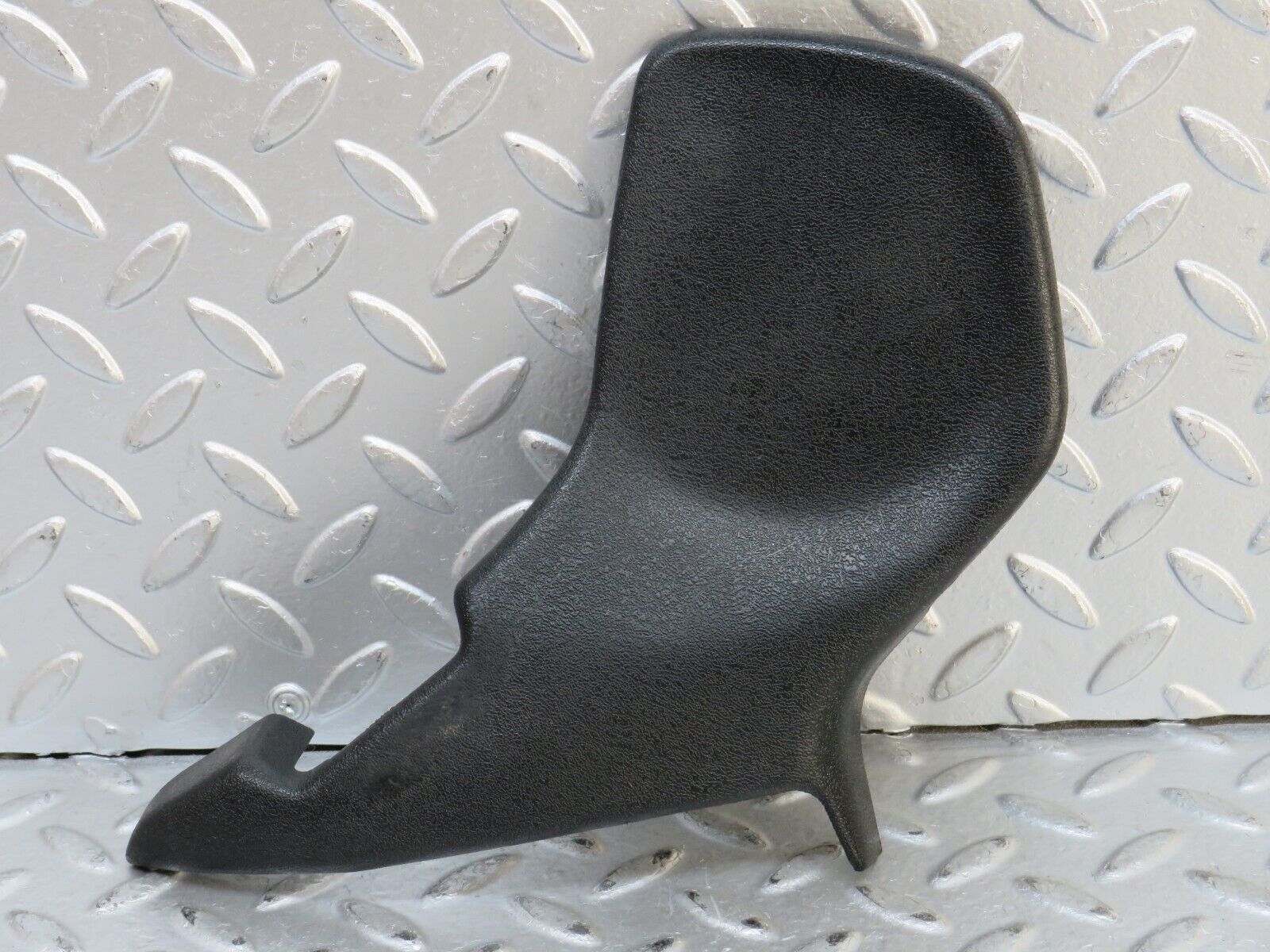 28131 Mercedes-Benz W123 280E Seat Cover Trim Right Side Black 1239184330