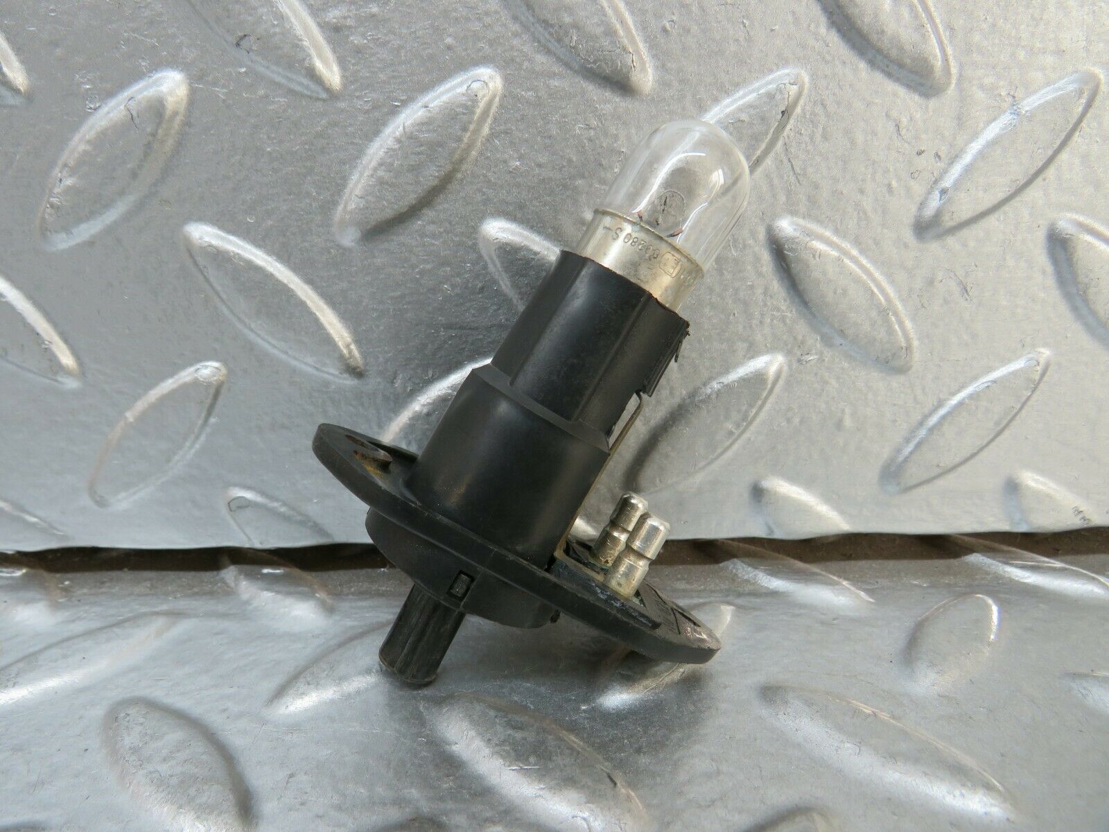 23814 Mercedes-Benz C107 450SLC Coupe Trunk Light 1108250041