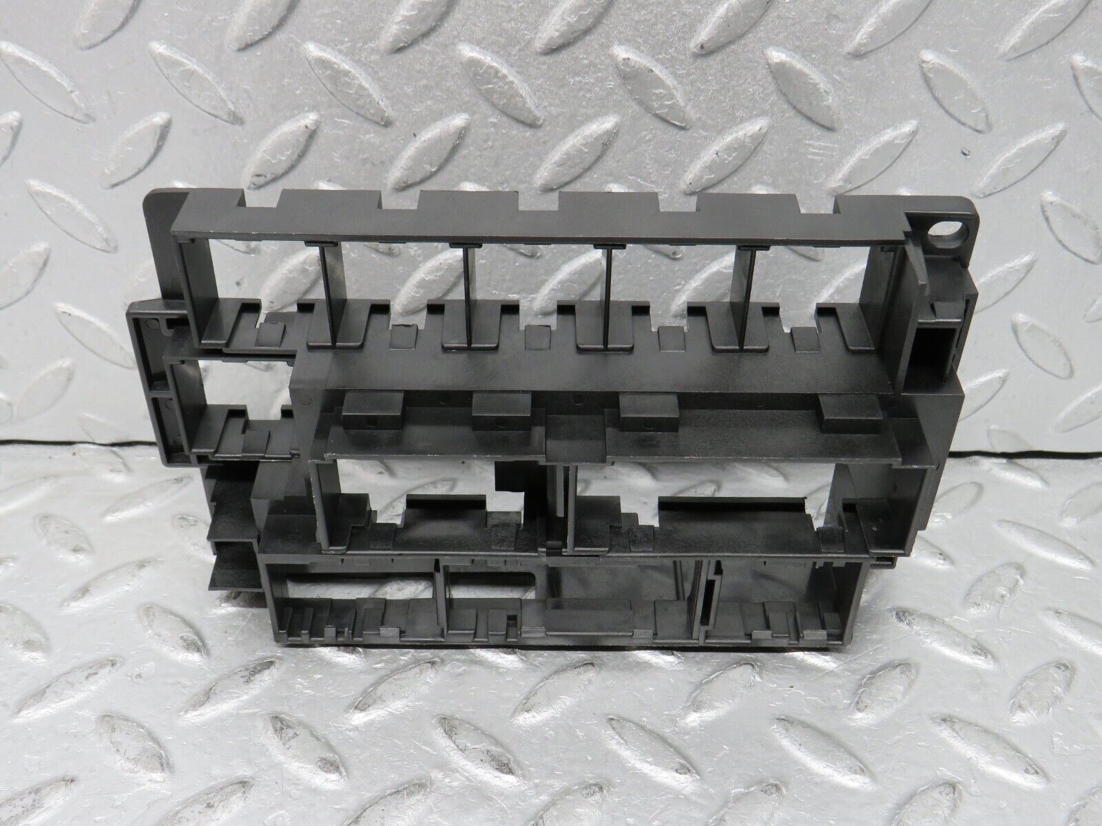 37943 Mercedes-Benz A124 320E Cabriolet Fuse Relay Holder Bracket 1245450140