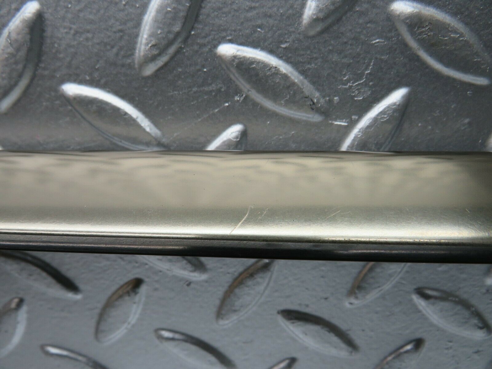 22633 Mercedes-Benz C124 E220 Coupe Roof Chrome Trim Left Side