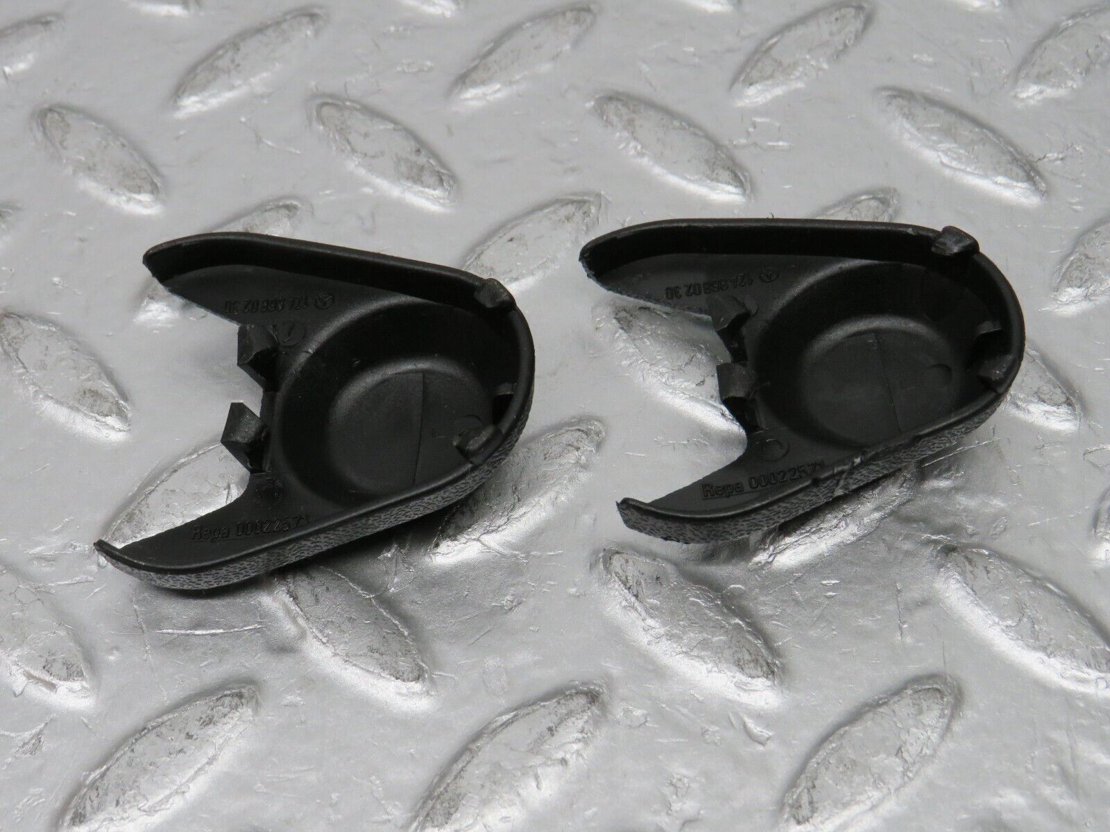 31384 Mercedes-Benz S124 220TE Seat Belt Cover Pair 1248680230