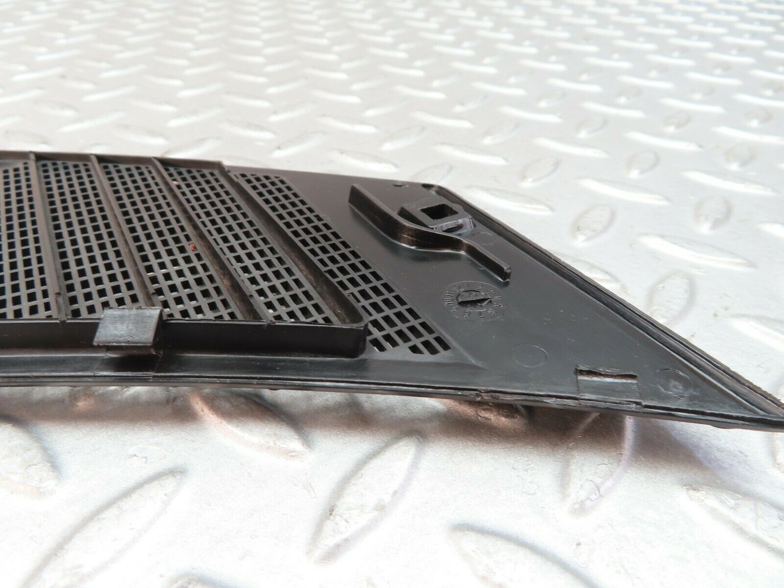 9578 Mercedes-Benz C123 280CE Coupe Air Intake Grill Left Side 1238362965