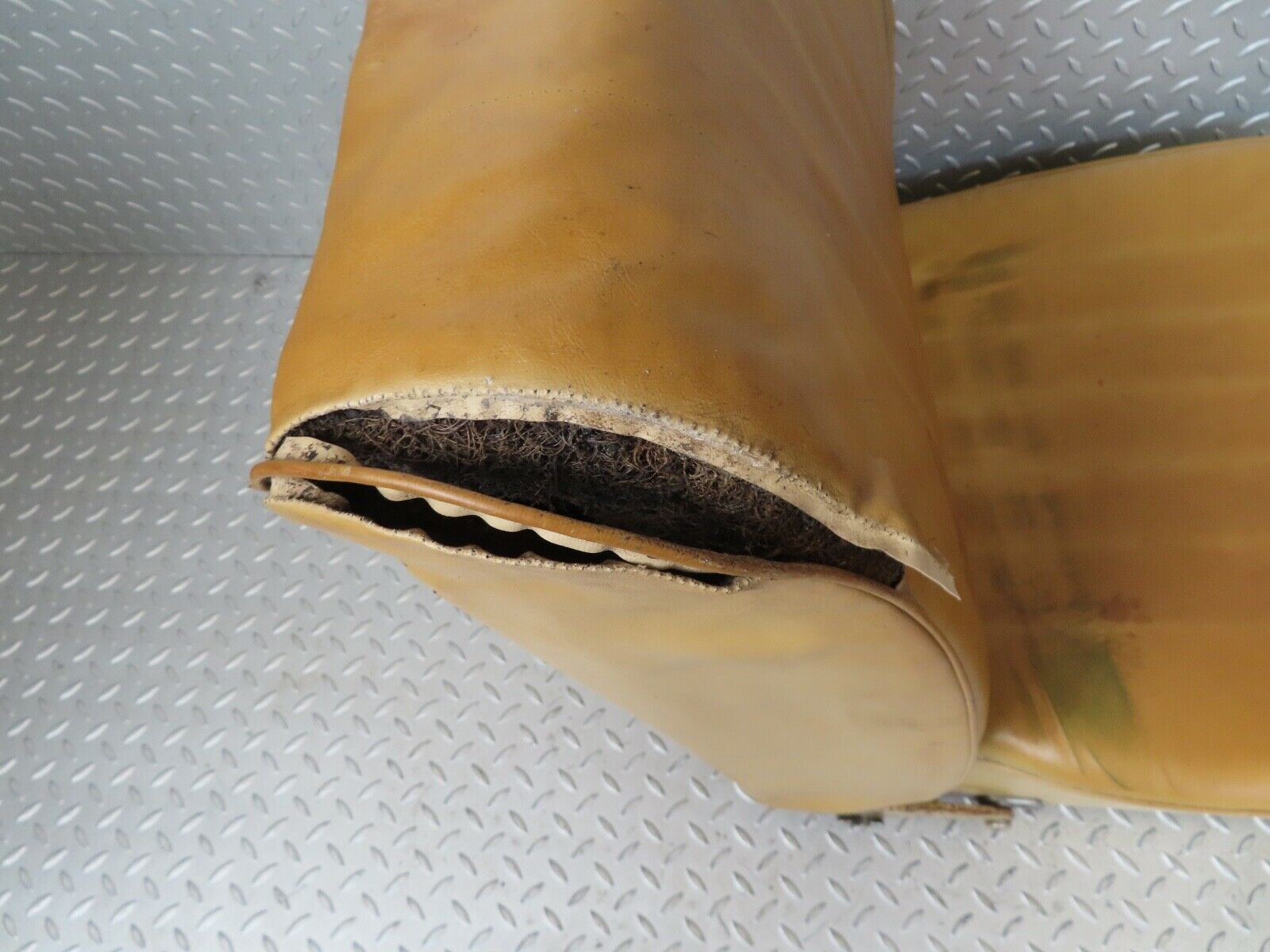 18762 Mercedes-Benz W120 W121 Ponton Front Left Seat Beige