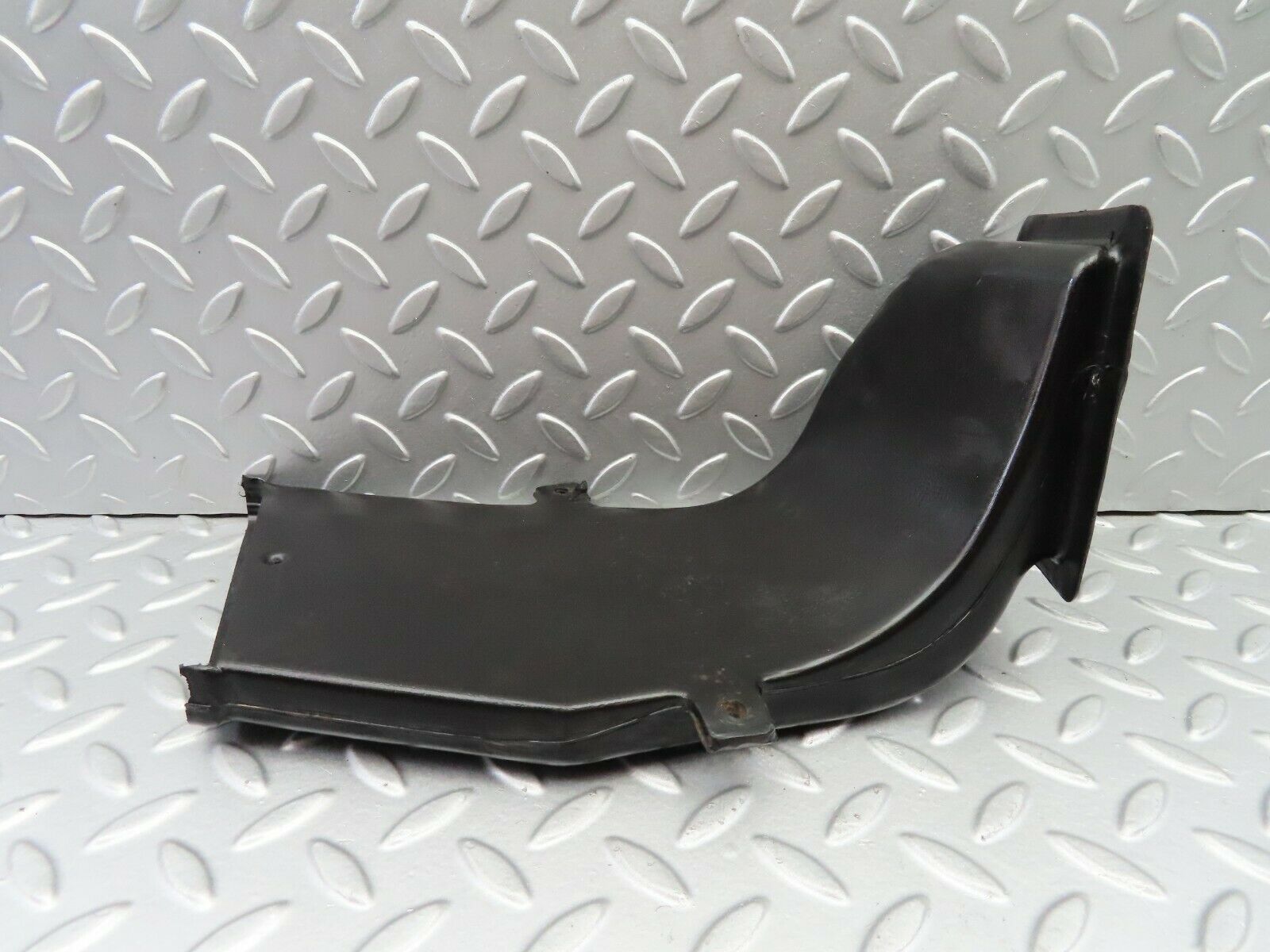 6973 Mercedes-Benz C107 350SLC Coupe Floor Ventillation Duct Left 1078310146