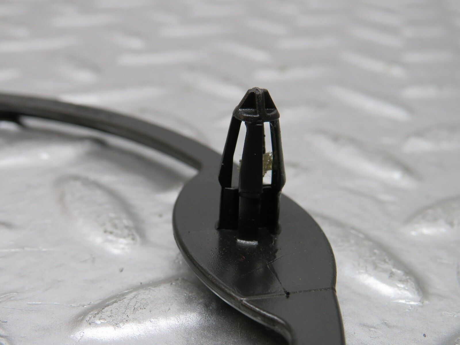 24967 Mercedes-Benz W140 S320 Speaker Mounting Ring 1408270030