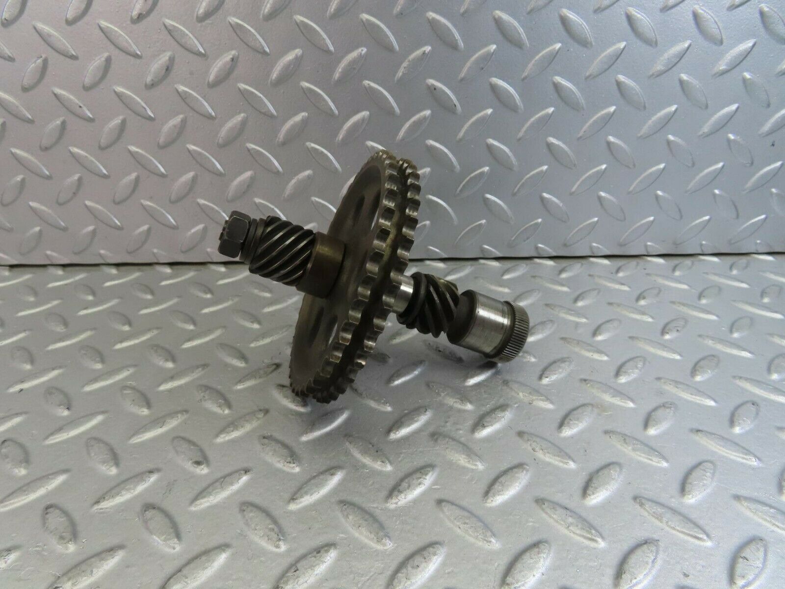 10223 Mercedes-Benz W111 220SE Intermediate Gear 1270520202