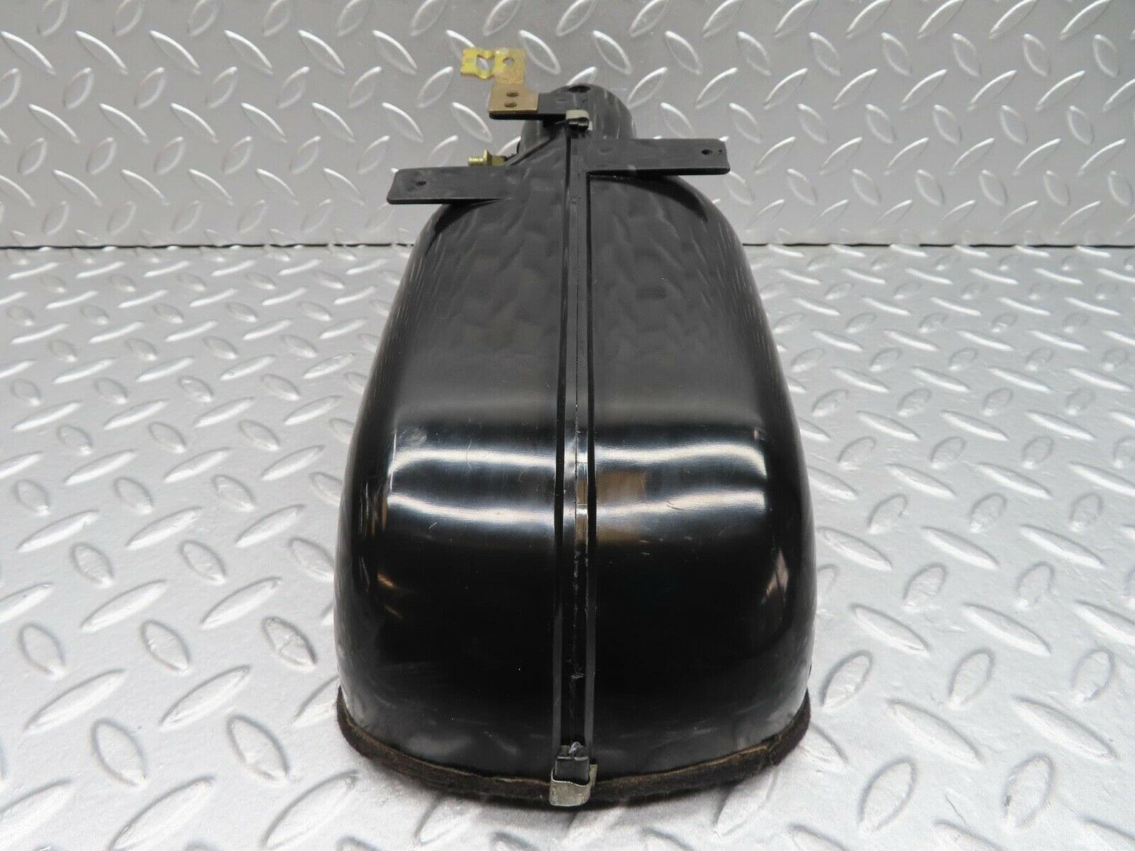 13985 Mercedes-Benz C107 280SLC Heater Air Duct