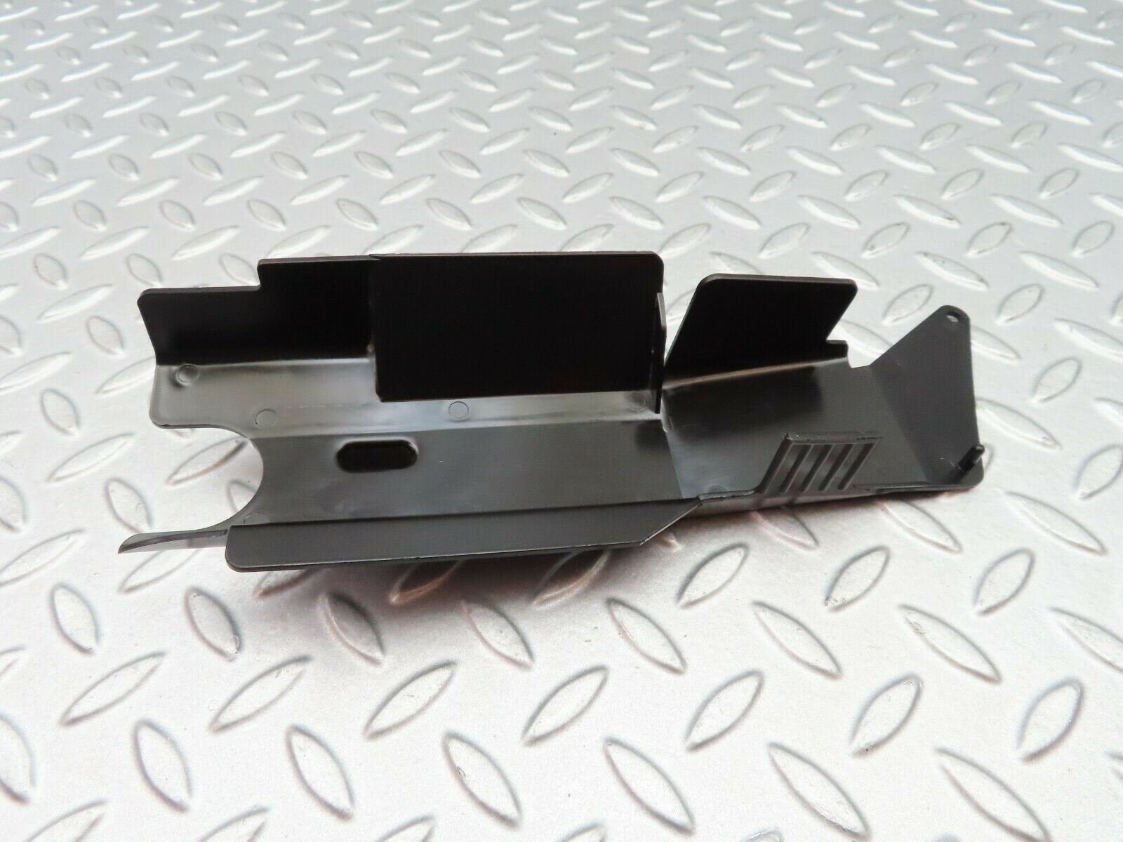 5481 Mercedes-Benz W124 230E Trunk Lid Lock Control Rod Cap 1248050541