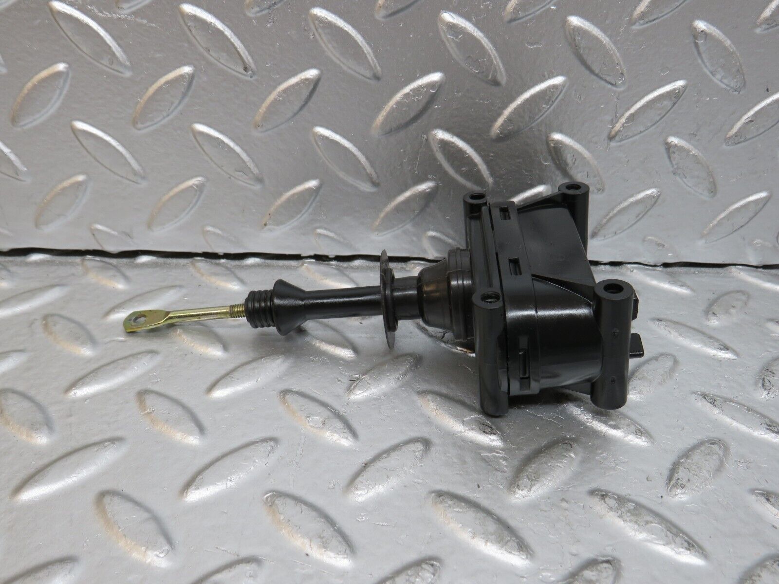 29377 Mercedes-Benz W124 230E Door Lock Vacuum Actuator Rear Left