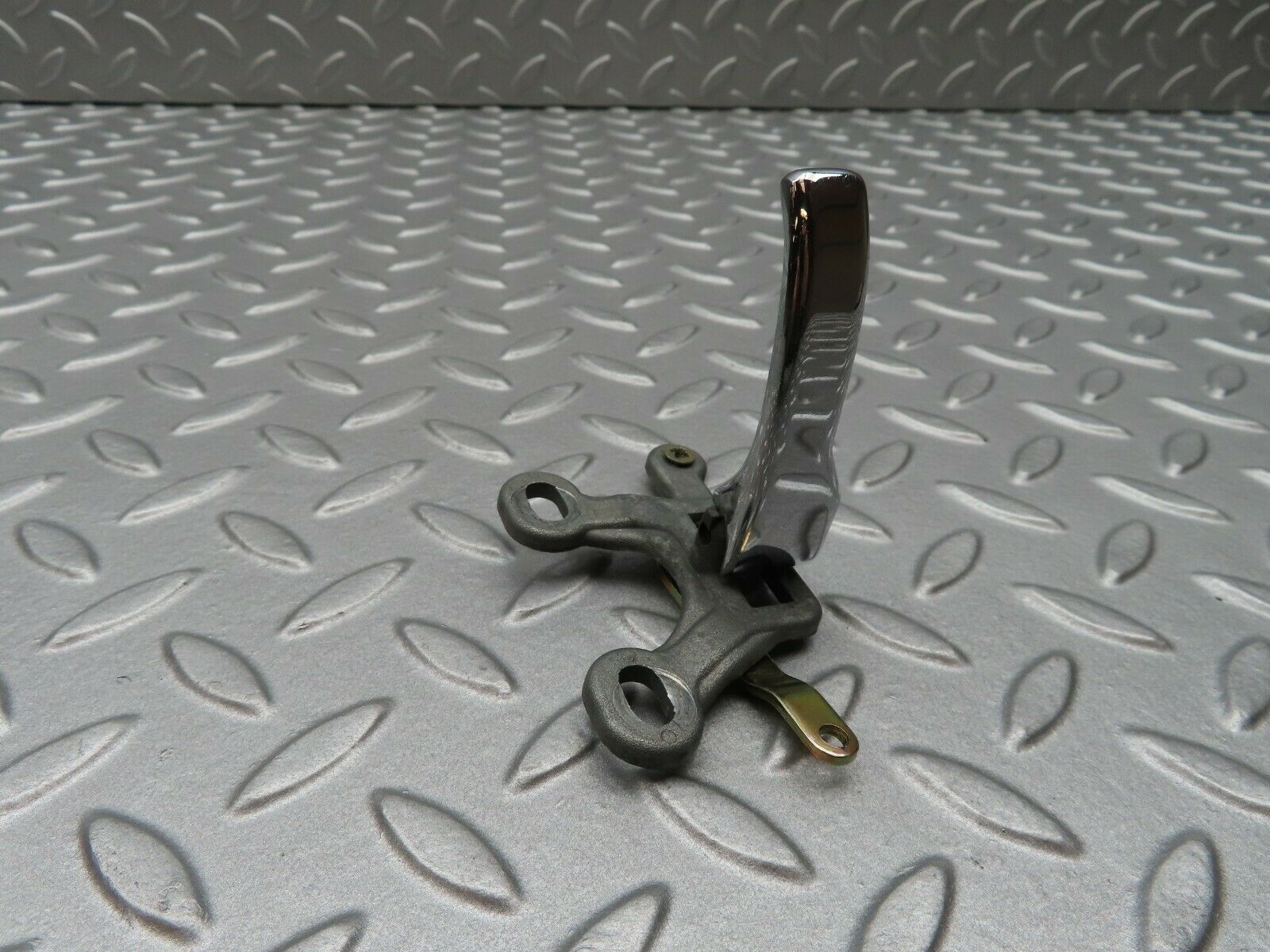 3720 Mercedes-Benz S123 200T Wagon Chrome Door Handle Right 1237600261