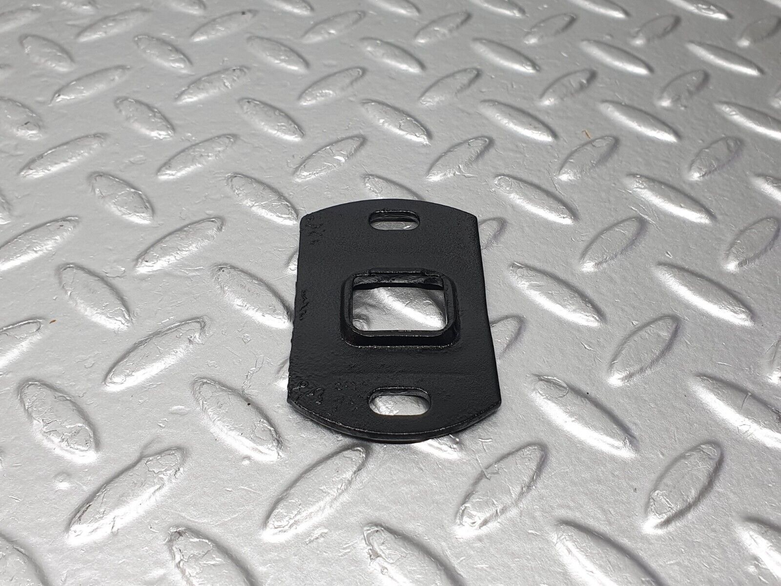 40774 Mercedes-Benz W111 220S Bonnet Lock Latch