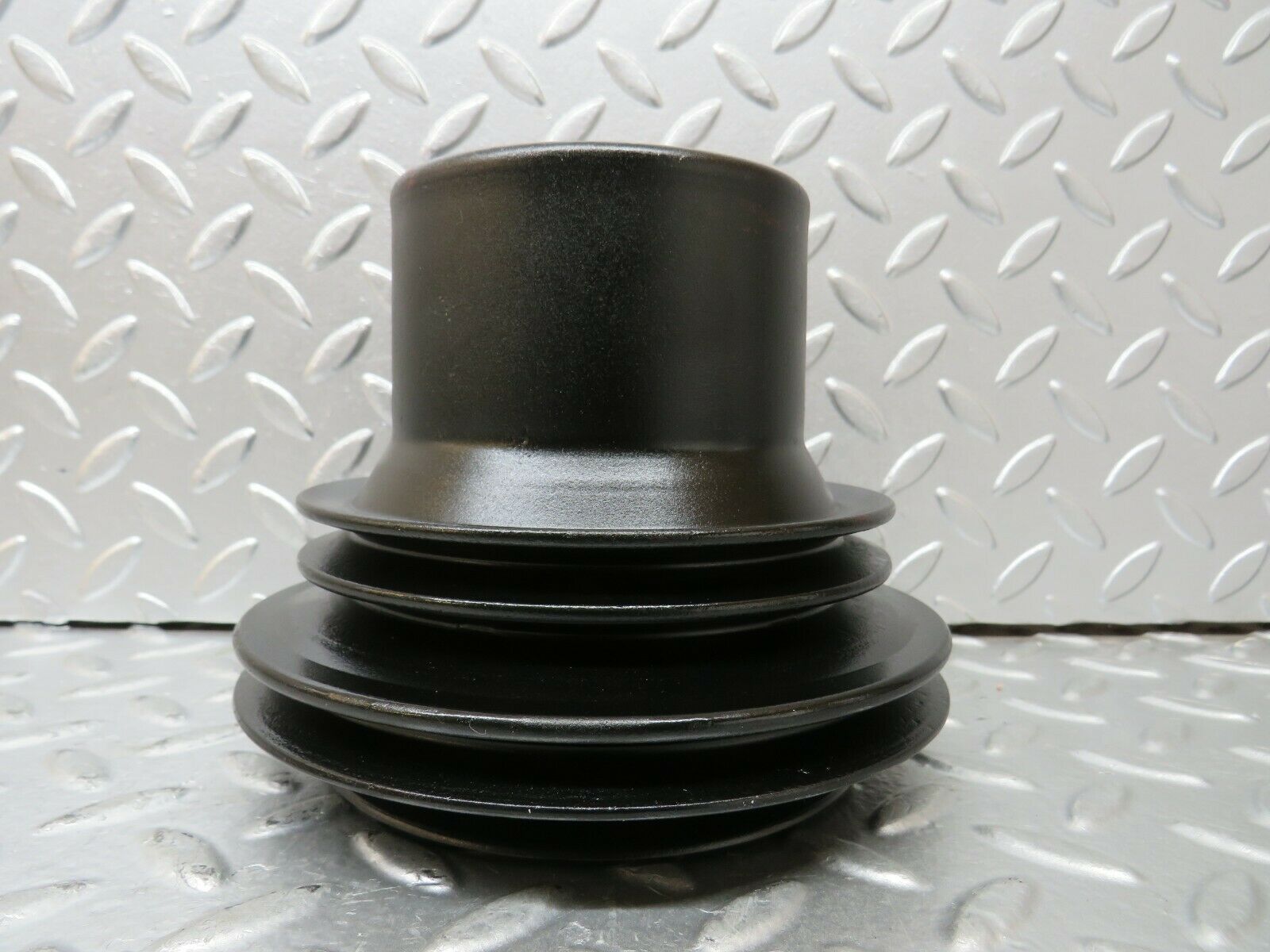 23882 Mercedes-Benz C107 450SLC Coupe Crankshaft Pulley