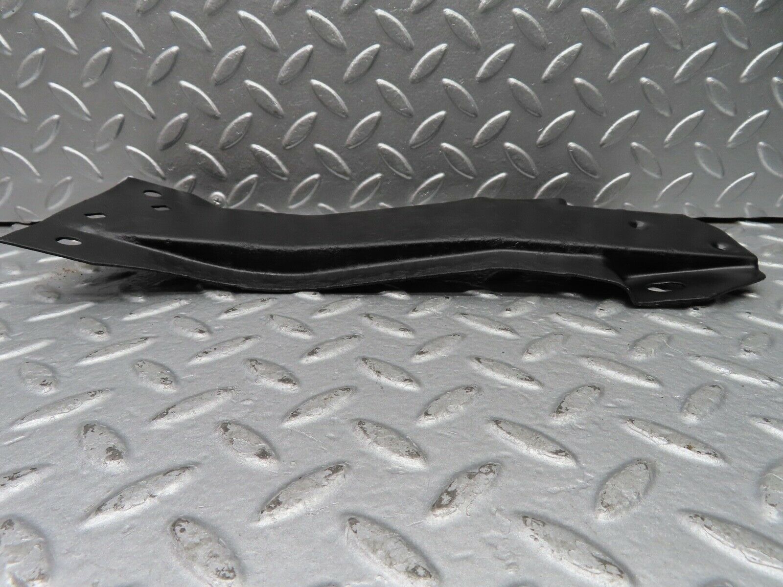 20293 Mercedes-Benz W114 280CE Coupe Cardan Shaft Prop Shaft Bracket