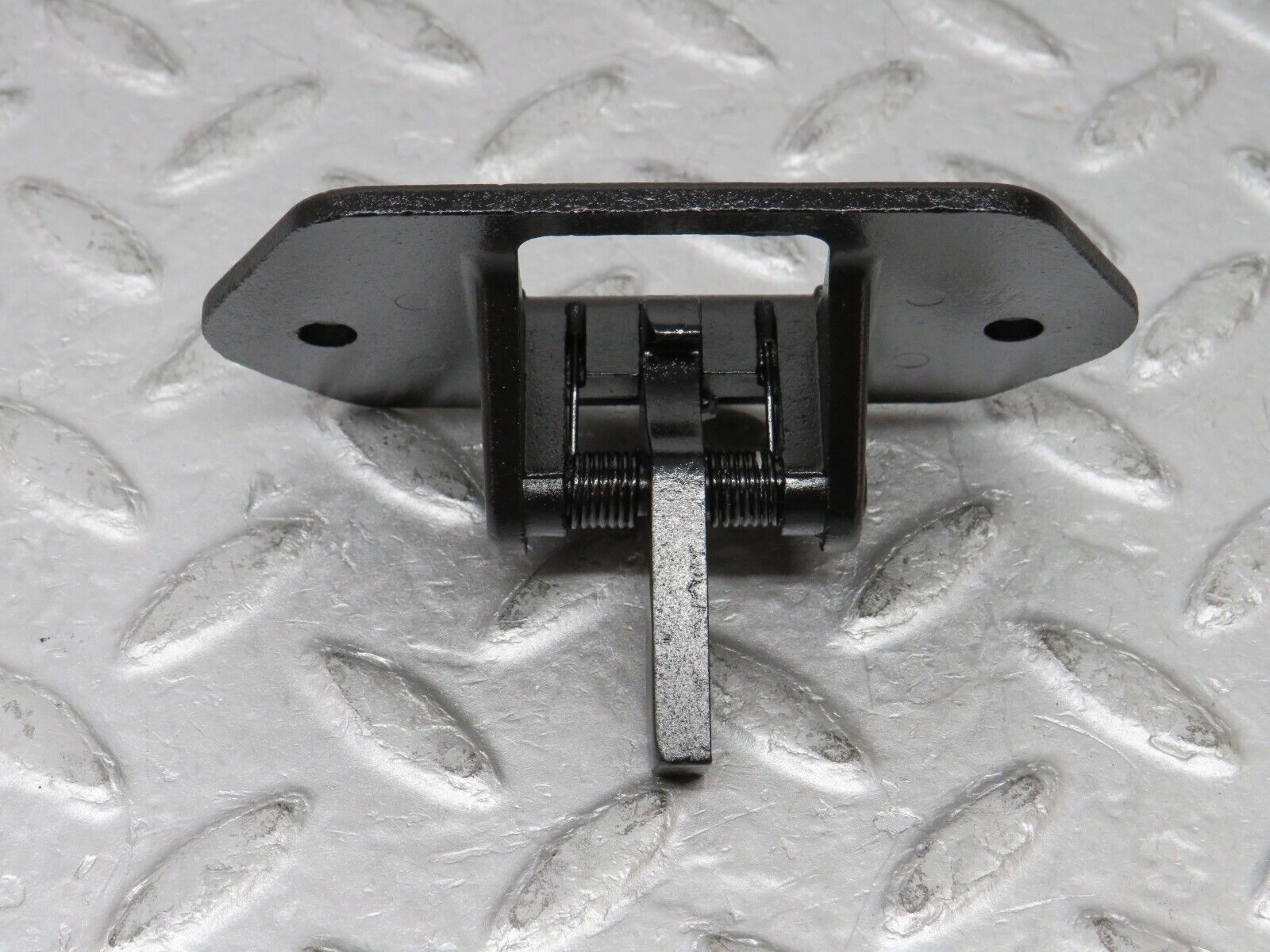 35852 Mercedes-Benz W108 Trunk Lock Latch