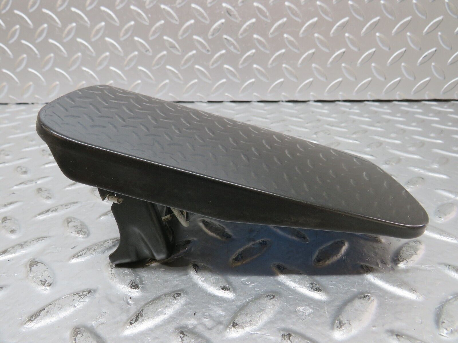 26610 Mercedes-Benz C124 220CE Coupe Fuel Tank Flap Cap 1245846939