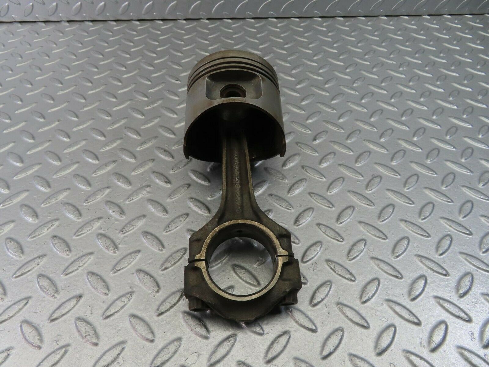 10137 Mercedes-Benz C123 230CE Coupe Piston With Connecting Rod 95.475 mm