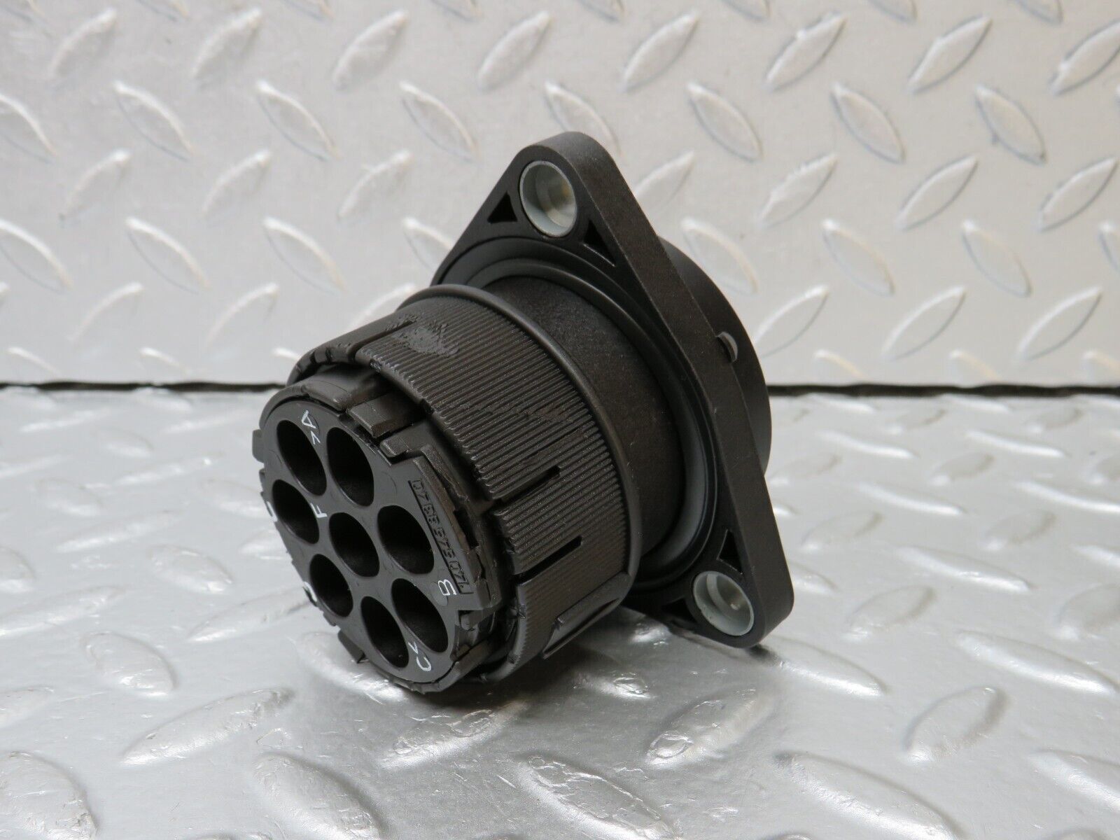 39501 Mercedes-Benz R129 320SL Coupe Rear Axle Cable Connector 1405458340 0005403924