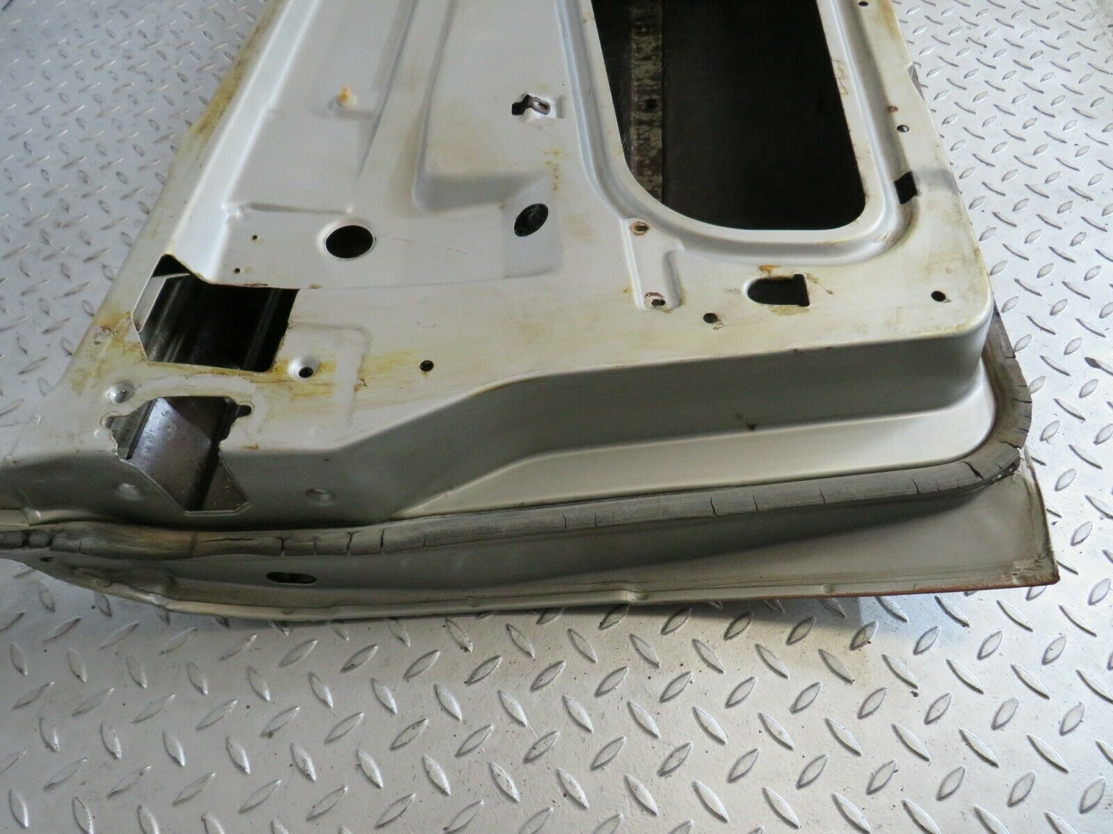 23273 Mercedes-Benz W116 350SE Front Left Door