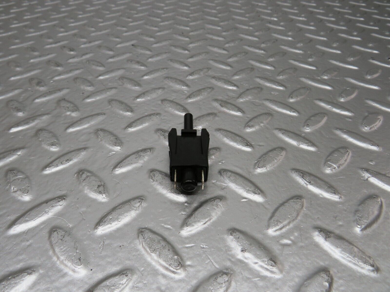 24993 Mercedes-Benz W140 S320 Door Contact Switch 0015458714