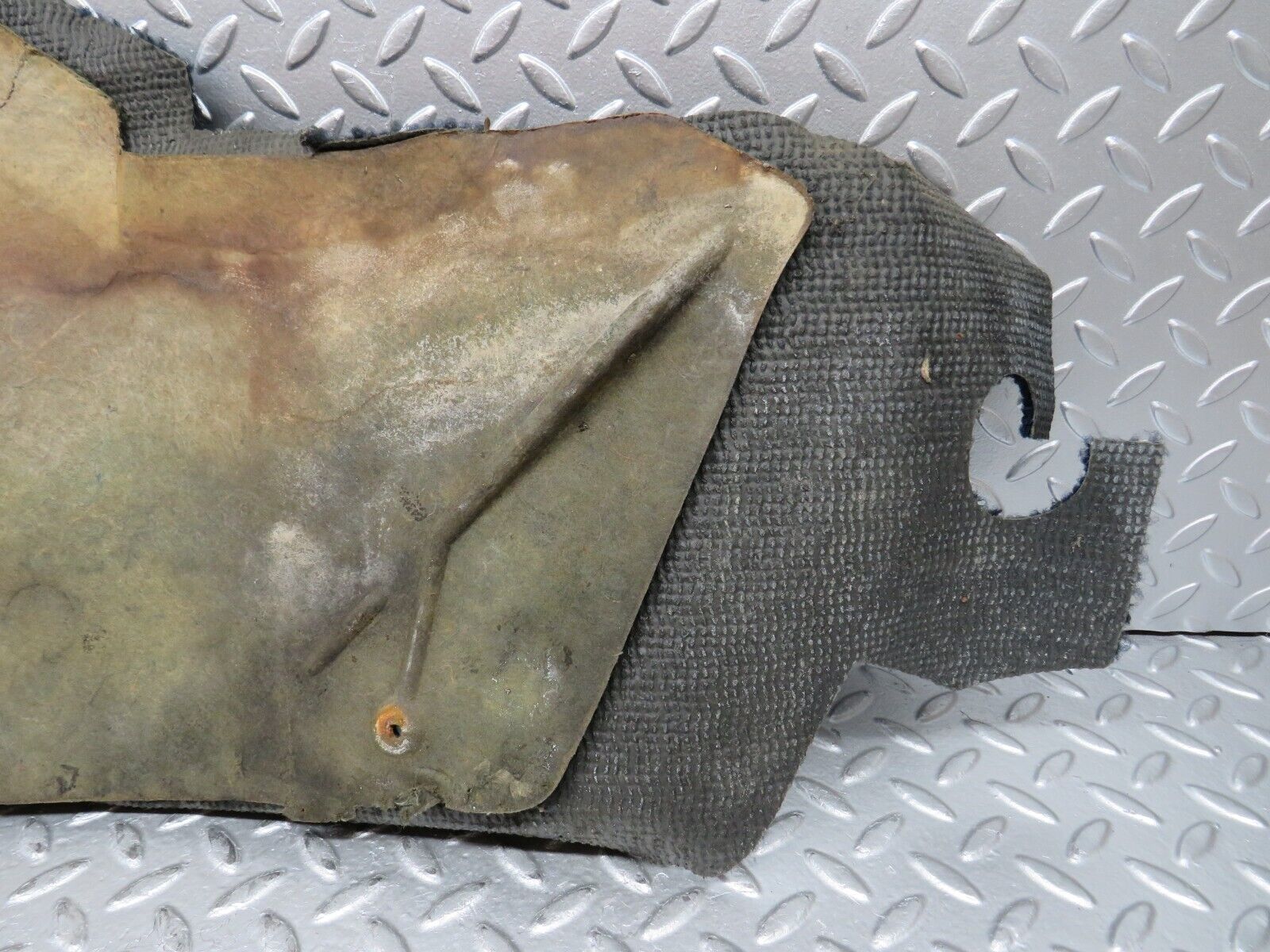 26863 Mercedes-Benz W123 240D Centre Console Carpet Left Side Blue