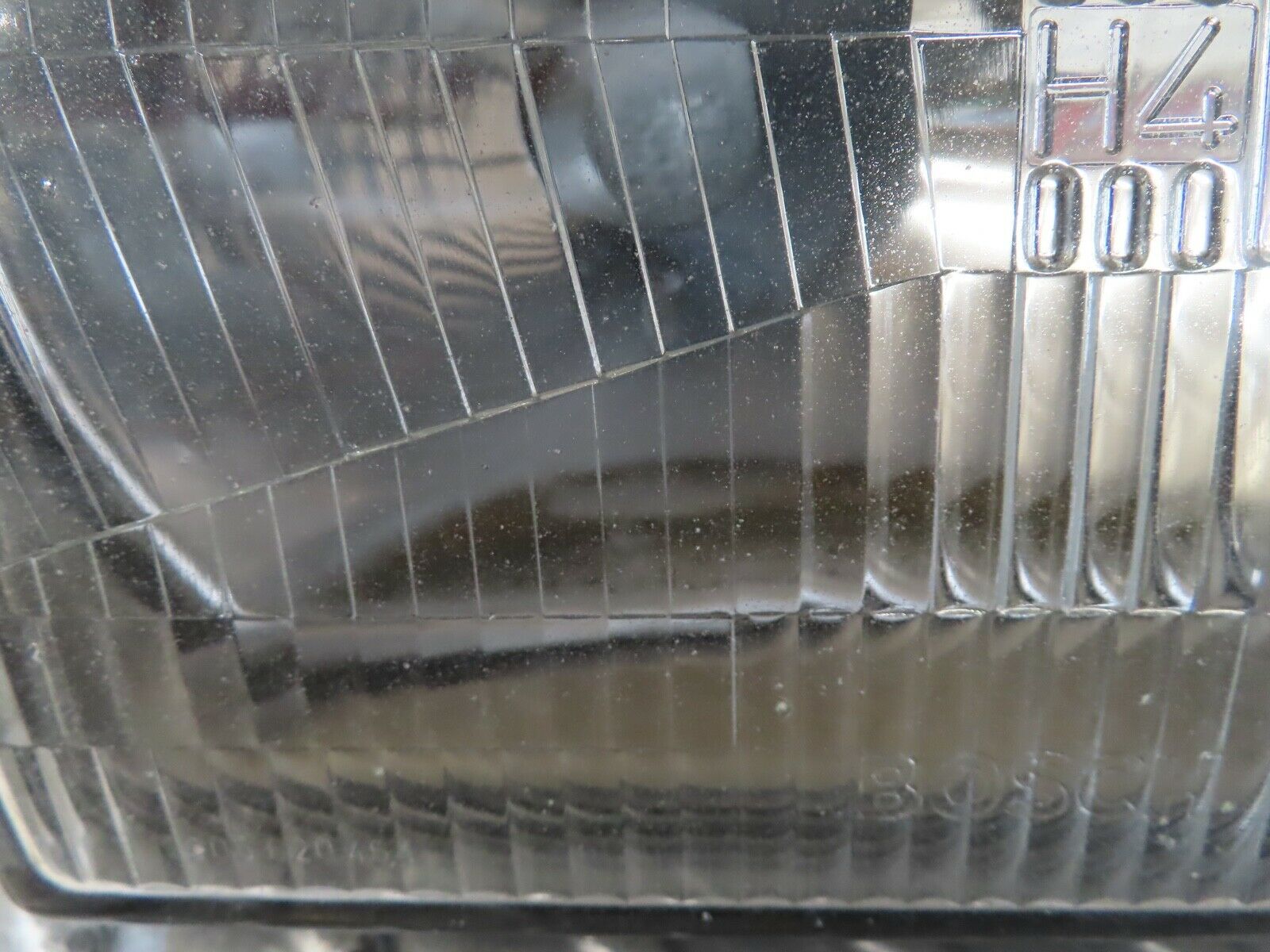 21613 Mercedes-Benz W126 300SE Headlight Right Side Bosch RHD 1268209361