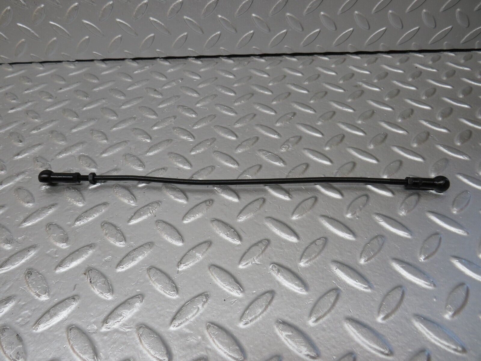 34601 Mercedes-Benz C126 380SEC Coupe Throttle Linkage