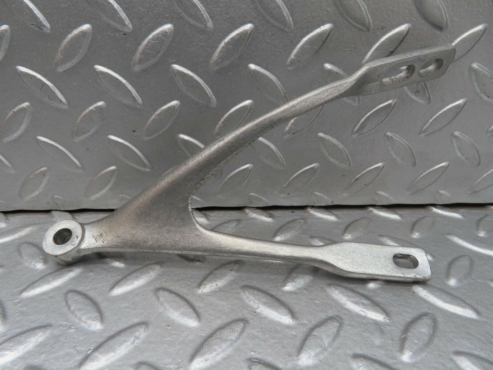 14760 Mercedes-Benz W201 190E Steering Column Bracket