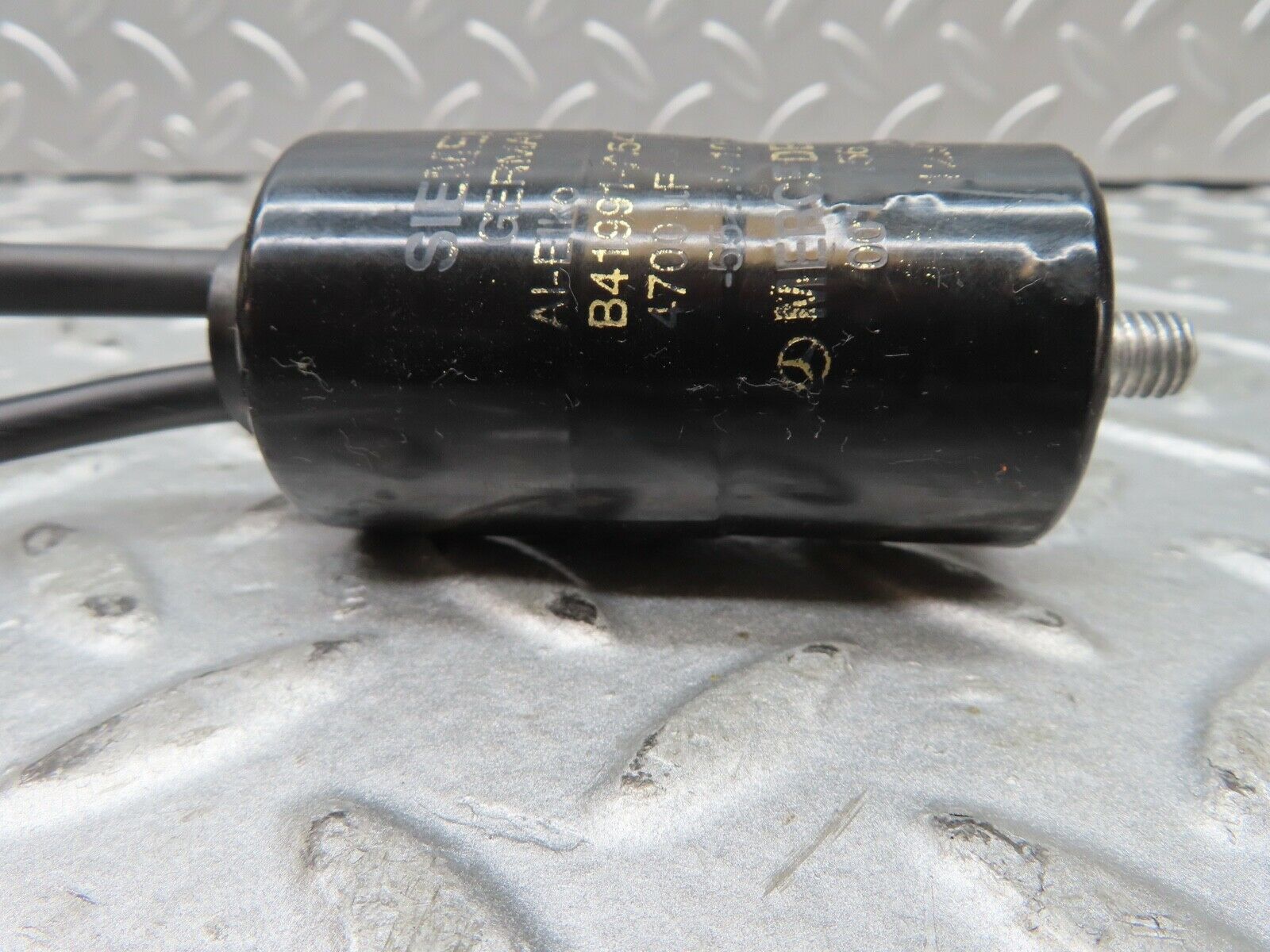 17359 Mercedes-Benz R129 300SL Coupe Capacitor 0011568601