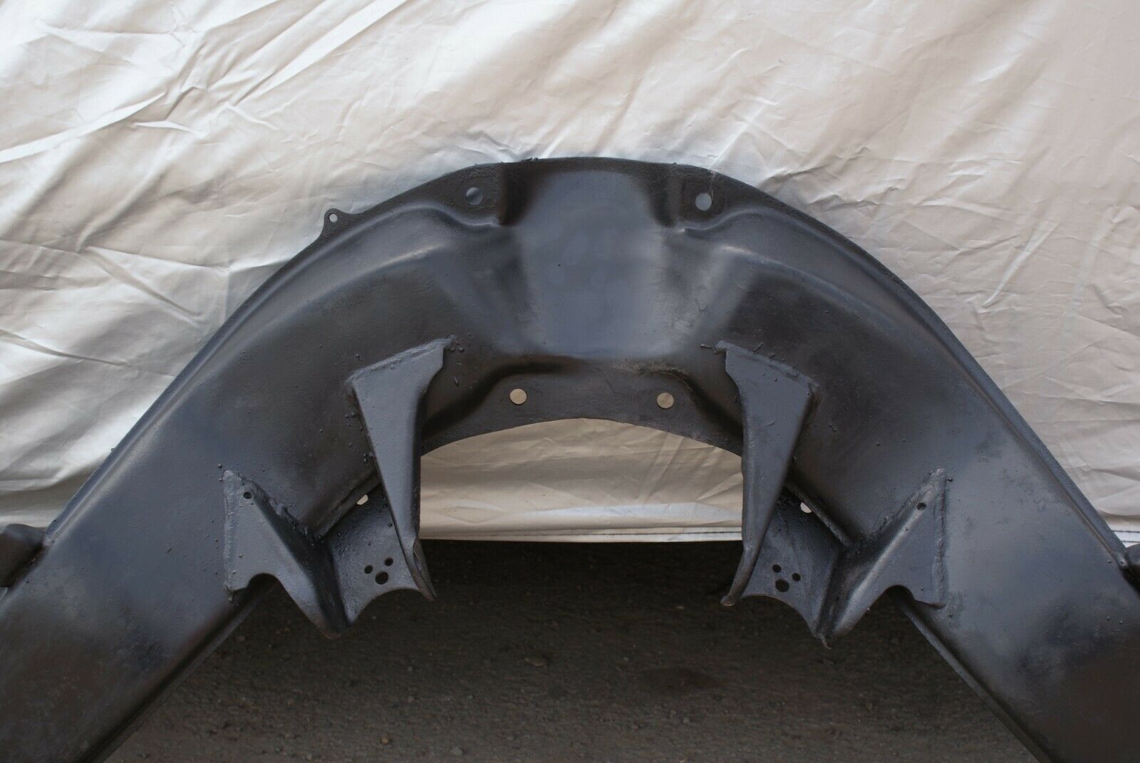 3174 Mercedes-Benz W115 220D Rear Subframe Axle Carrier Suspension