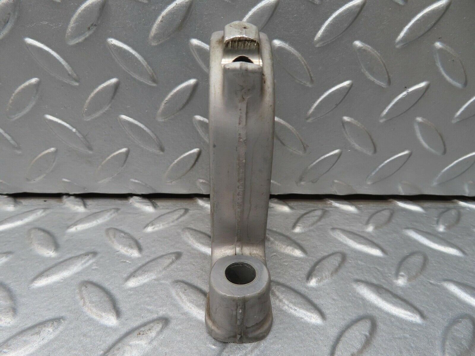 16551 Mercedes-Benz C107 350SLC Coupe Camshaft Tower Bearing 1160512112